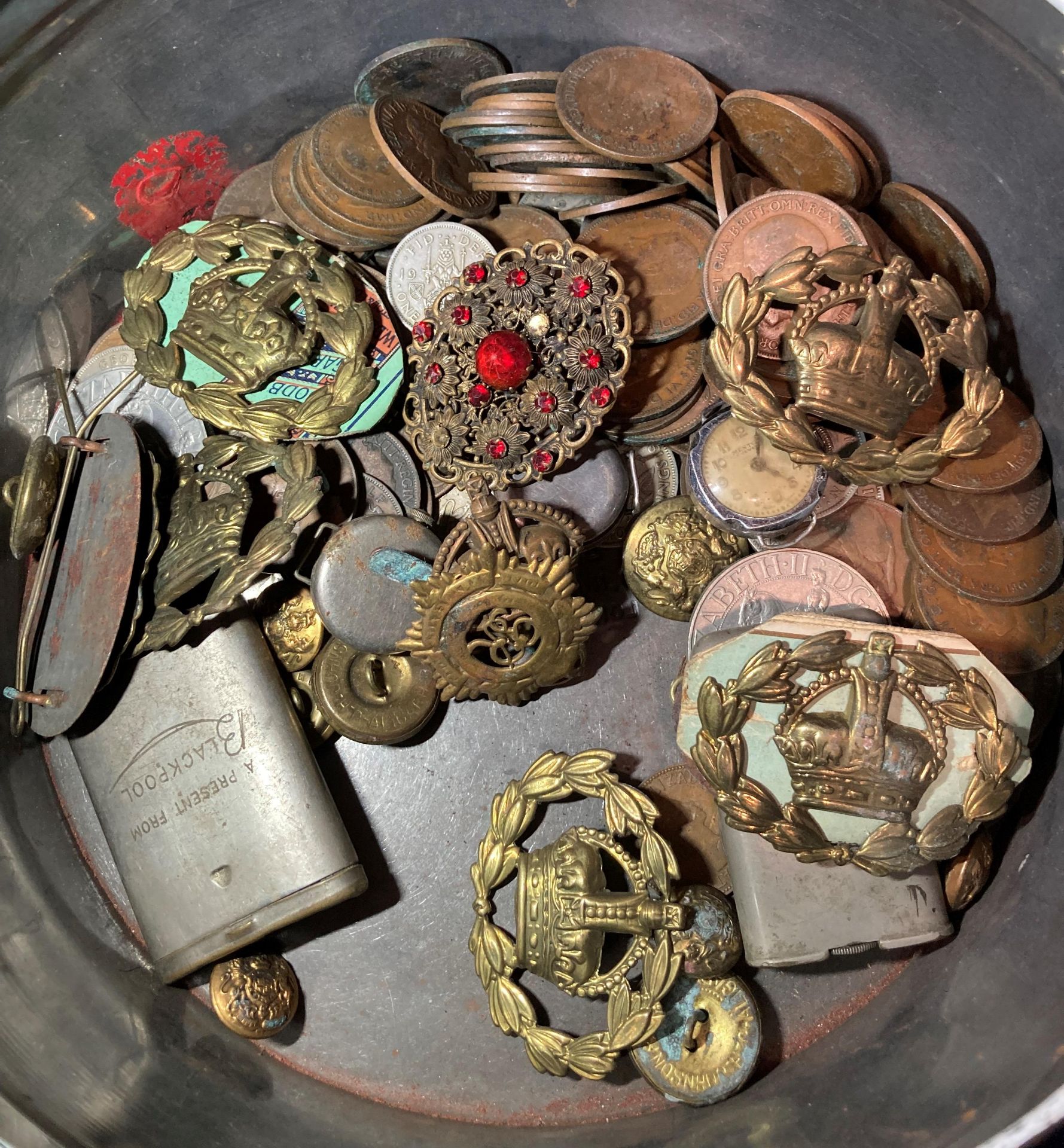 Contents to Huntley & Palmers biscuit tin - a quantity of coins - some Victorian pennies, - Image 2 of 2