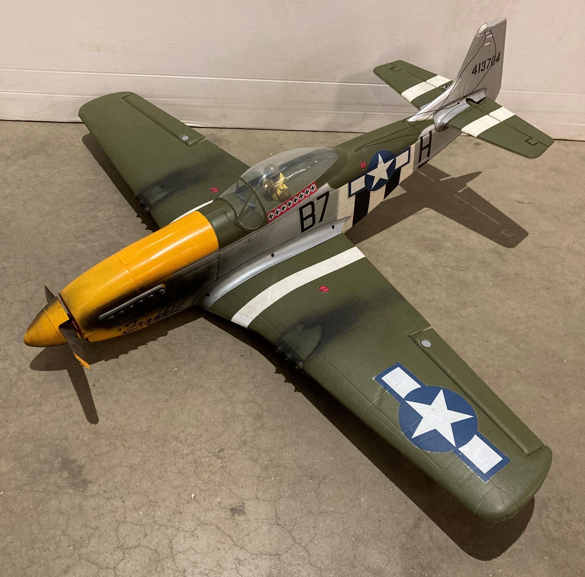 North America P-51 Mustang electric remote controlled model aeroplane (no controller) size 86cm L x - Image 2 of 3