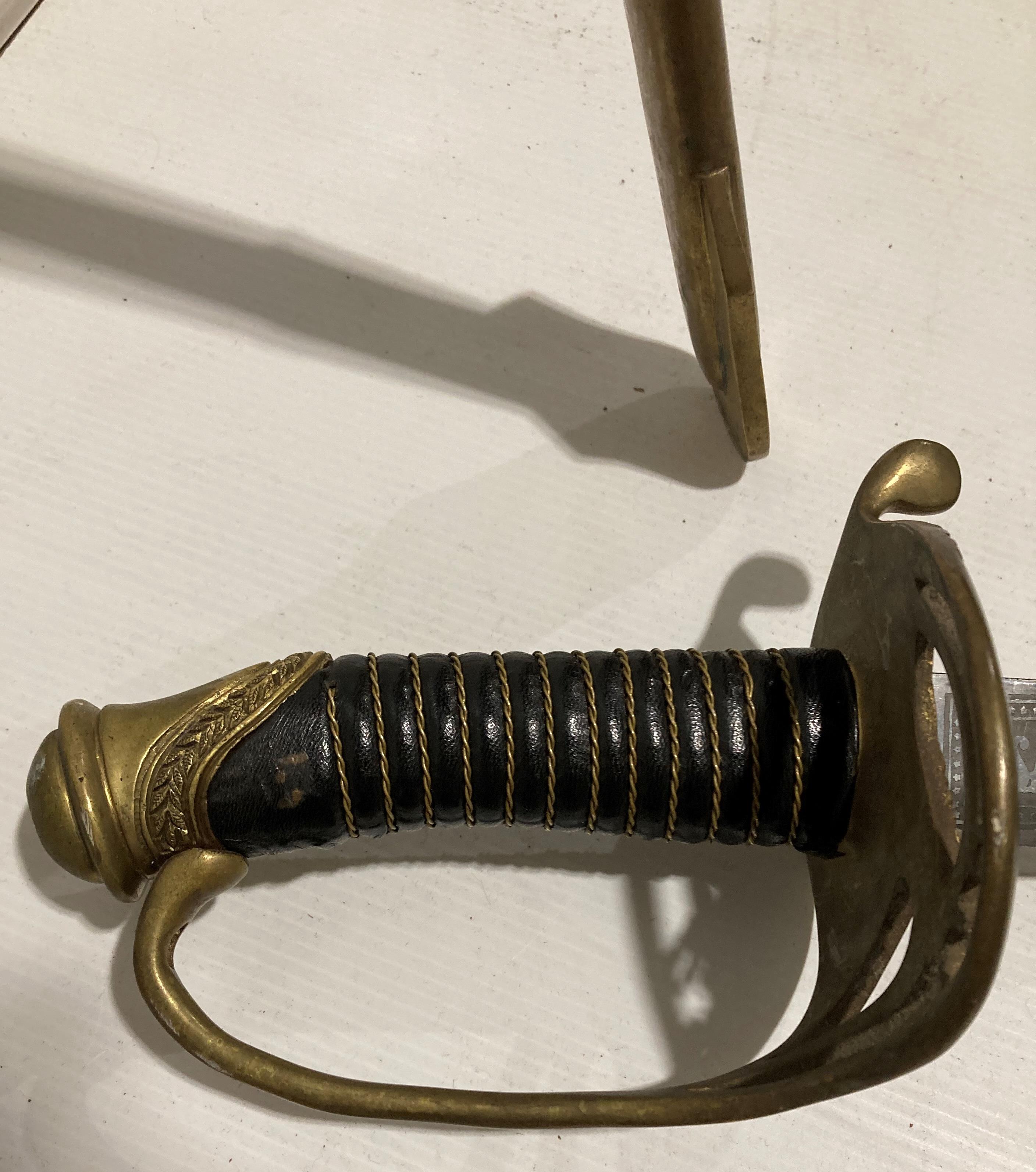 A reproduction Confederate Cavalry Officer's sword with CSA etched blade and CS to brass handle - Image 6 of 6