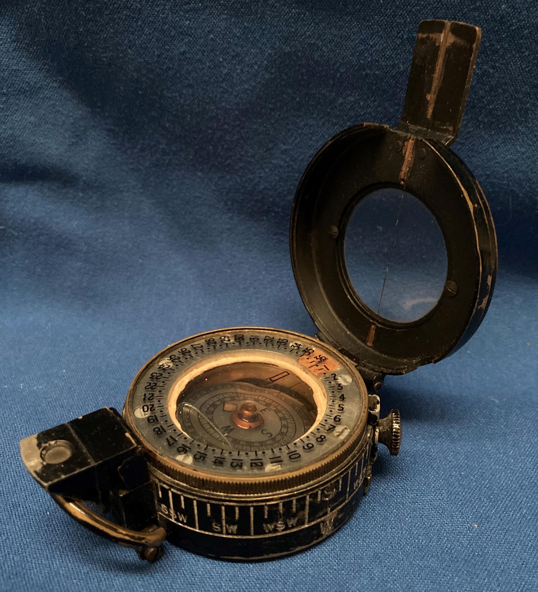 ATG Co Ltd London 1940 Mark III metal and brass naval compass no. - Image 4 of 5