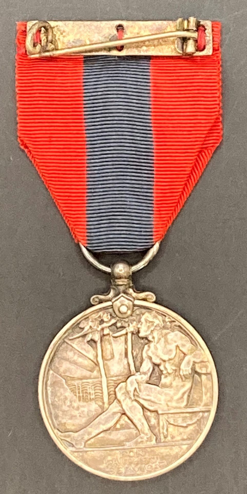 Imperial Service Medal George V named to WILLIAM JAMES SHEER awarded 1920 whilst serving as a - Image 2 of 4