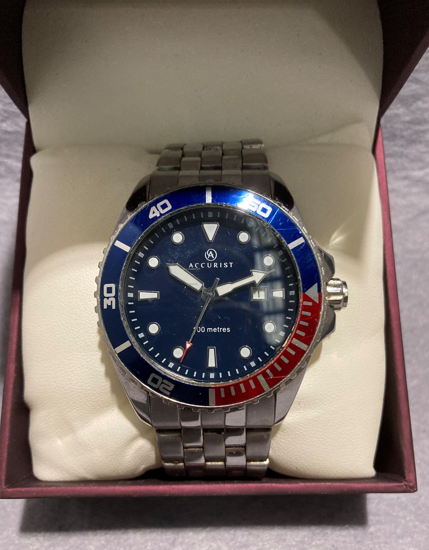 Accurist 100m 7201 watch with blue dial and rotating bezel in box (Saleroom location: S2 Rostrum - Image 2 of 2