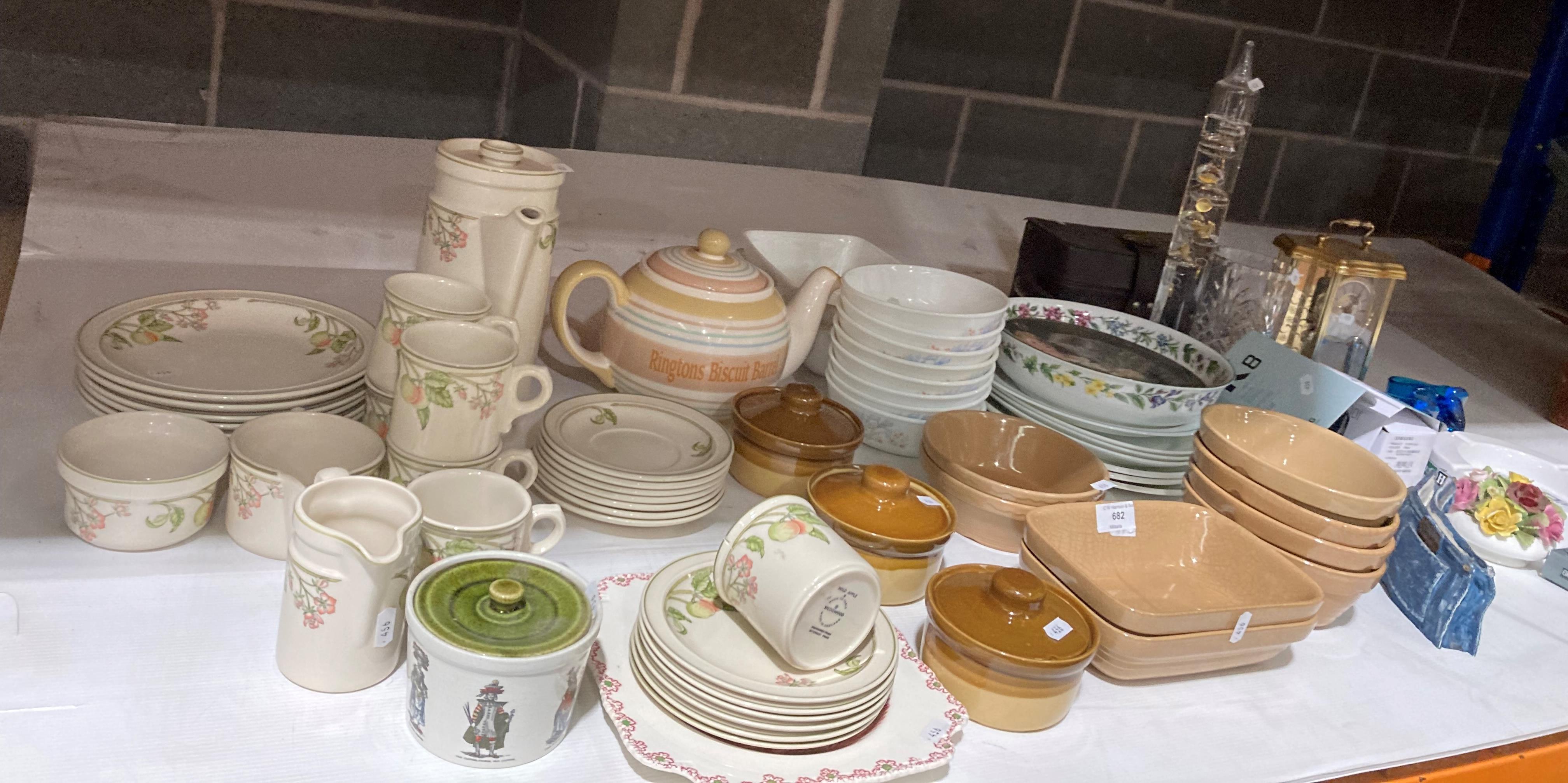 Contents to part of rack, a Wedgwood Wild Apple part coffee service, Ringtons teapot, mantel clock,