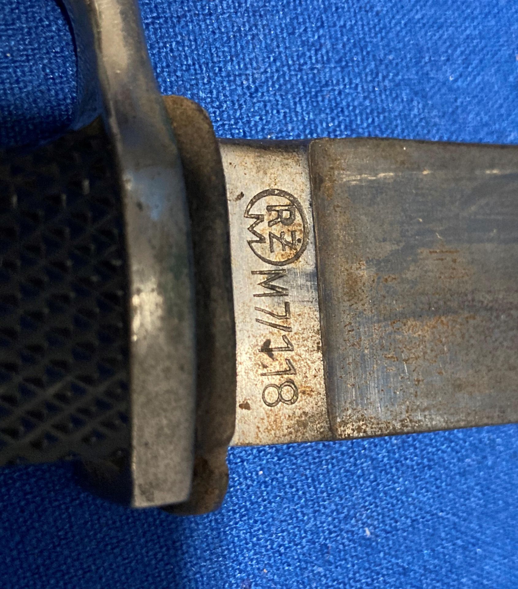 A Nazi Germany dagger in sheaf, length 25cm, length of blade 15cm, - Image 3 of 3