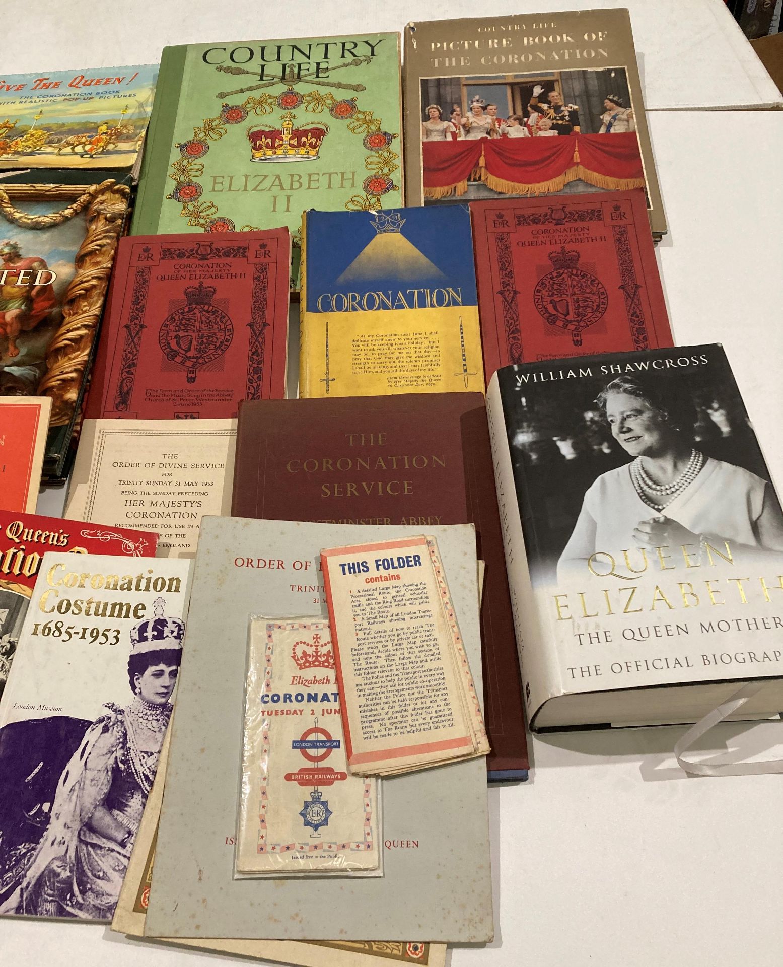 Contents to box - a collections of publications around the coronation of Her Majesty Queen - Image 3 of 3