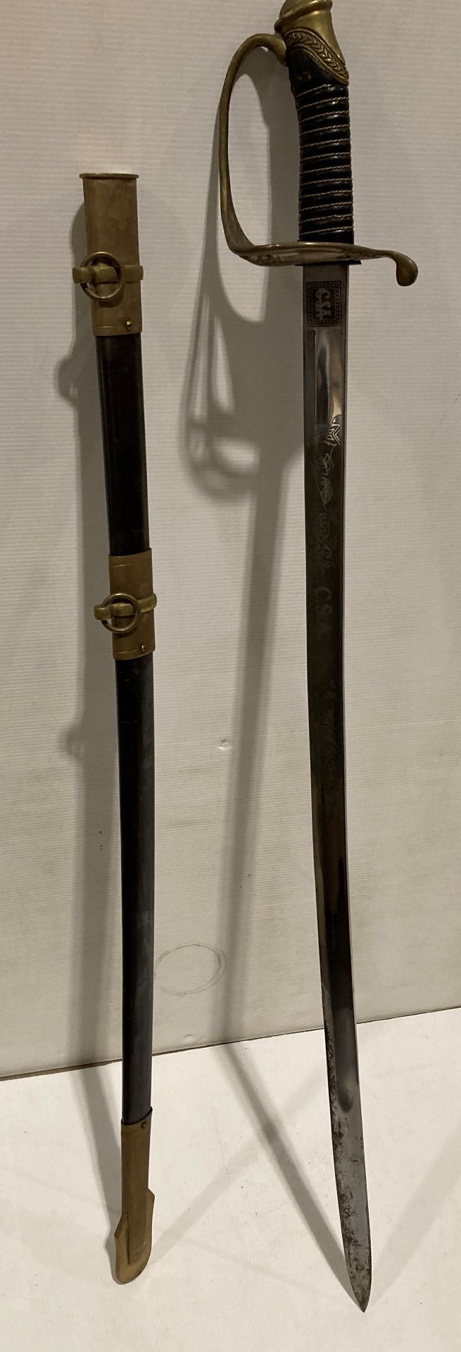 A reproduction Confederate Cavalry Officer's sword with CSA etched blade and CS to brass handle - Bild 3 aus 6