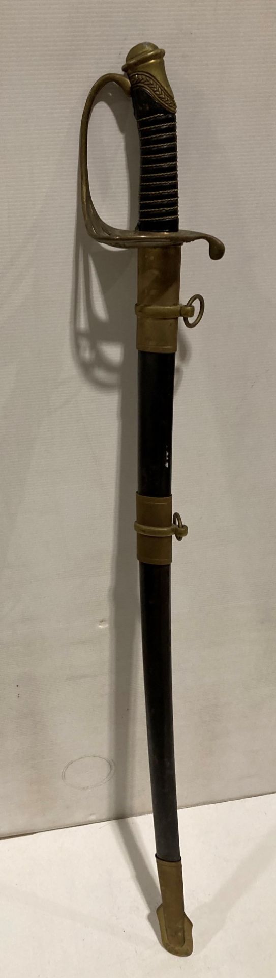 A reproduction Confederate Cavalry Officer's sword with CSA etched blade and CS to brass handle - Image 2 of 6