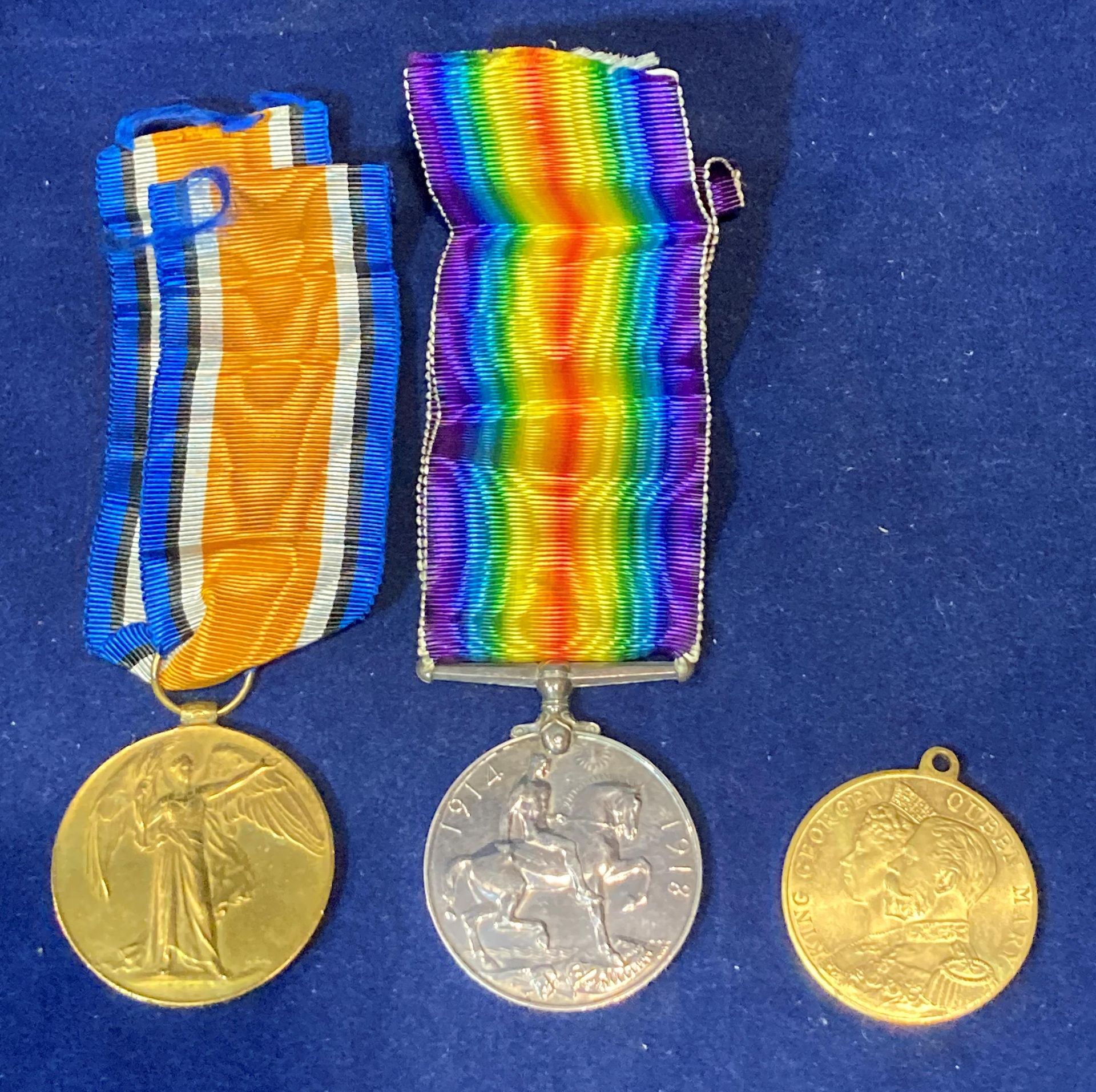 Two First World War medals - British War Medal 1914-1918 complete with ribbon to M-372366 Pte W