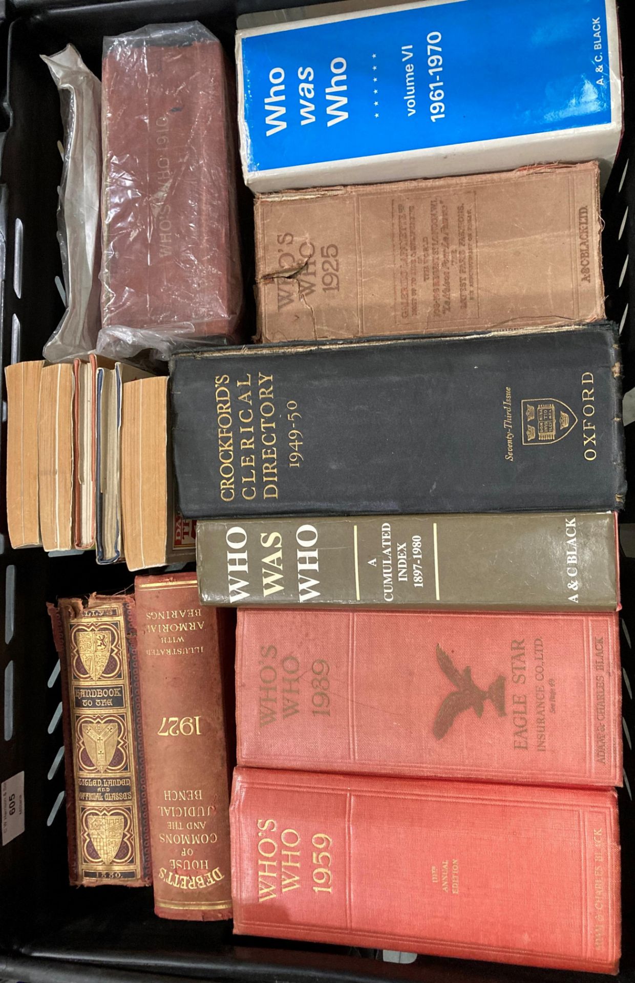 Contents to black crate - 14 assorted books including 'Who's Who's' (1910, 1925, 1939 & 1959),