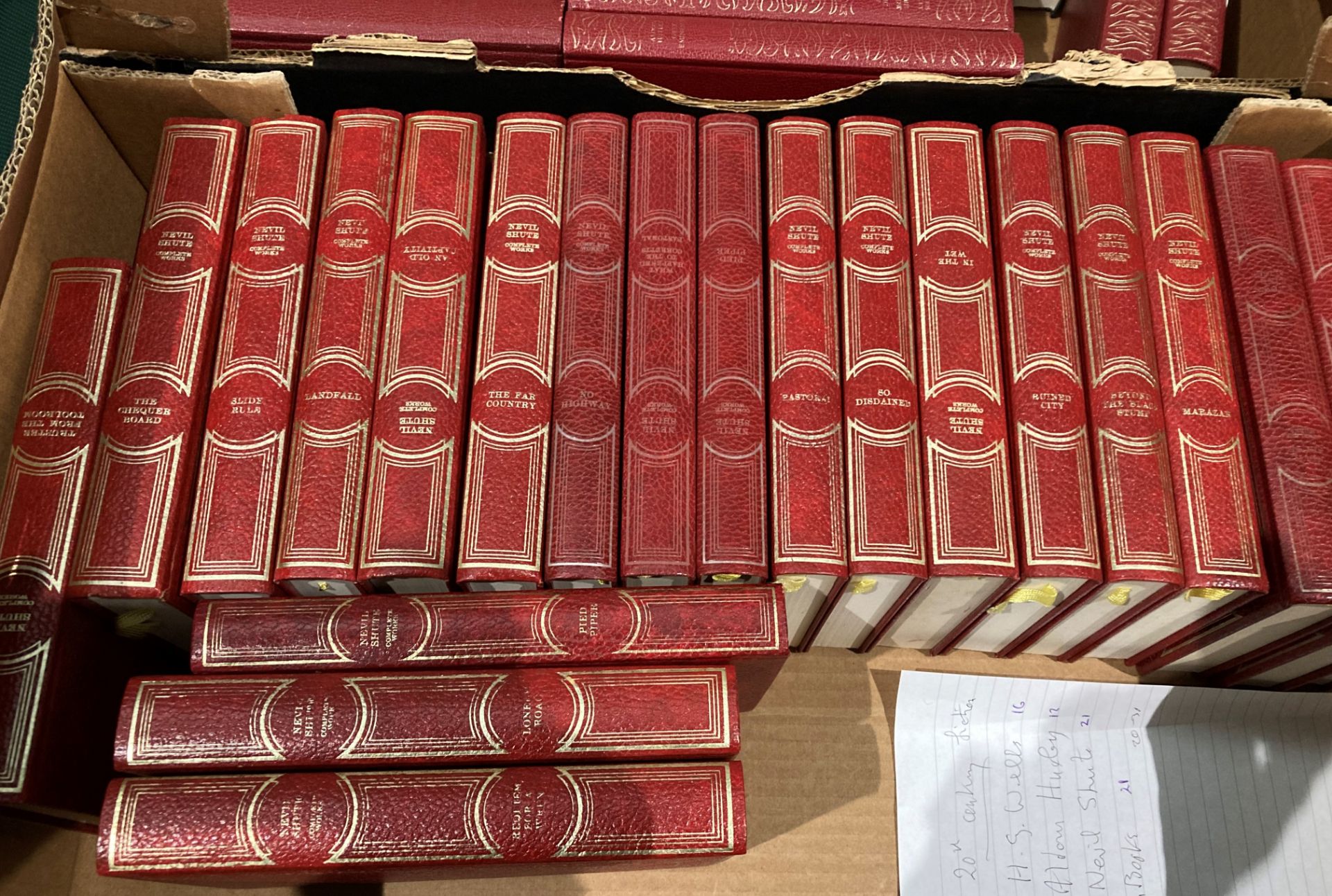 Contents to two boxes - 20th Century literature - 16 volumes of HG Wells, - Image 3 of 3