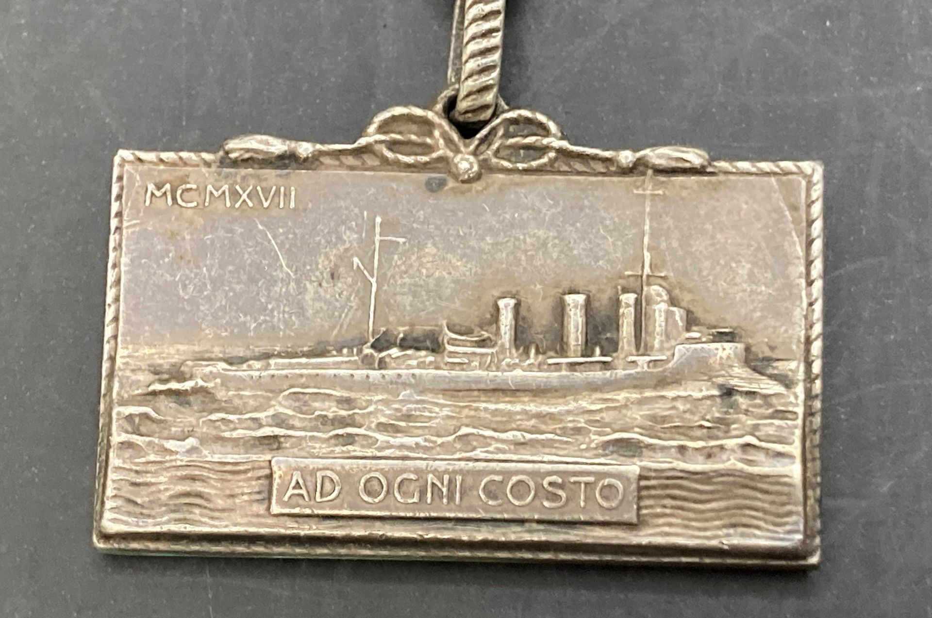 Un-named Medal for the World War One Italian Destroyer RM GUISEPPE SIRTORI. - Image 2 of 3