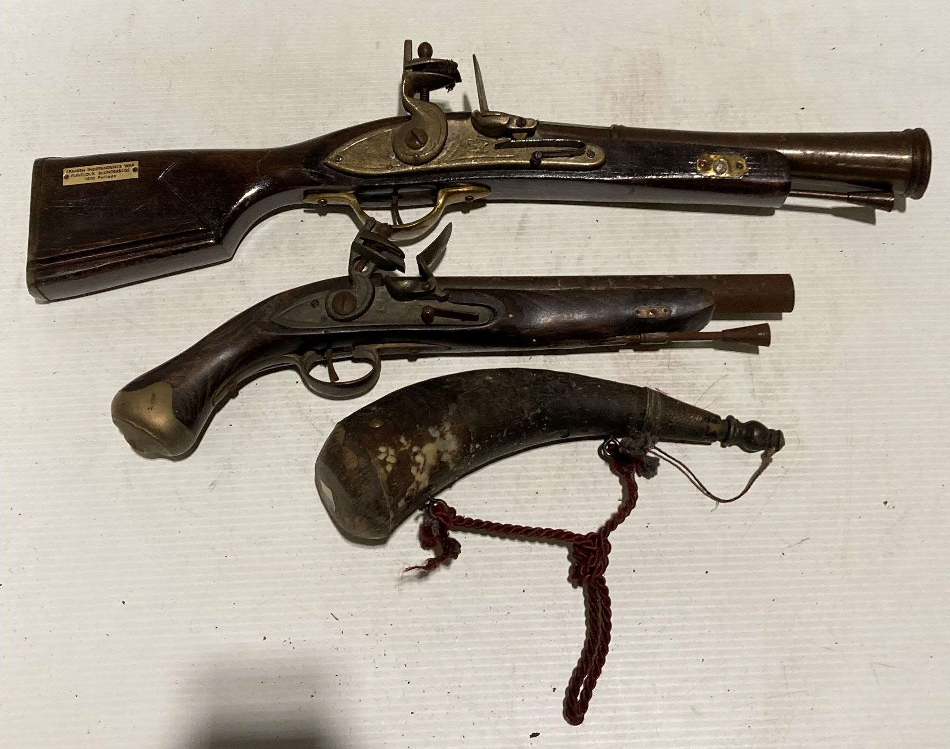 Three replica military items including Spanish Independence War Flintlock Blunderbuss, - Image 2 of 4