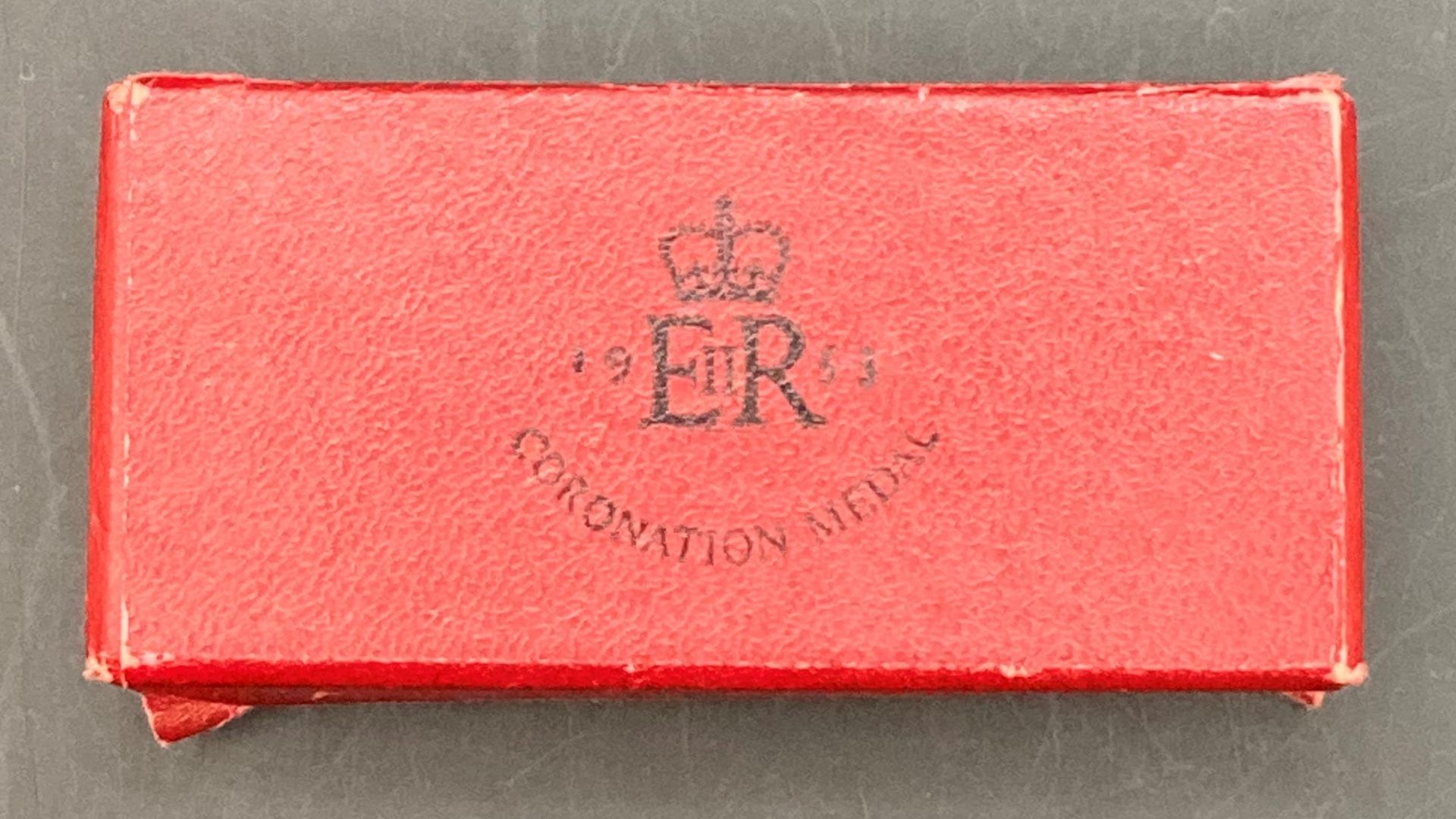 Coronation 1952 medal with ribbon in box of issue (Saleroom location: S3 GC5) - Image 2 of 2