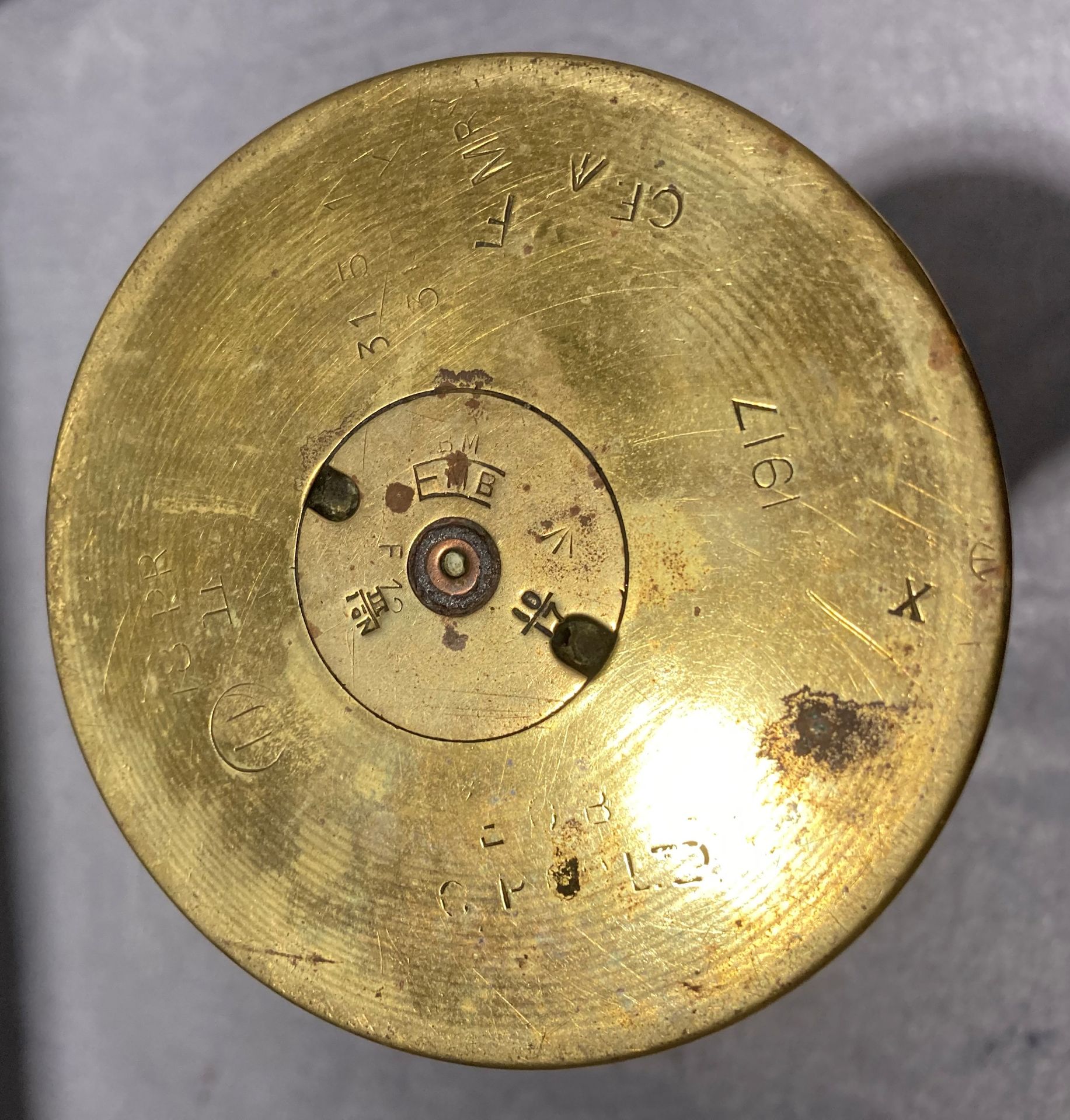 Brass shell case (29. - Image 2 of 2