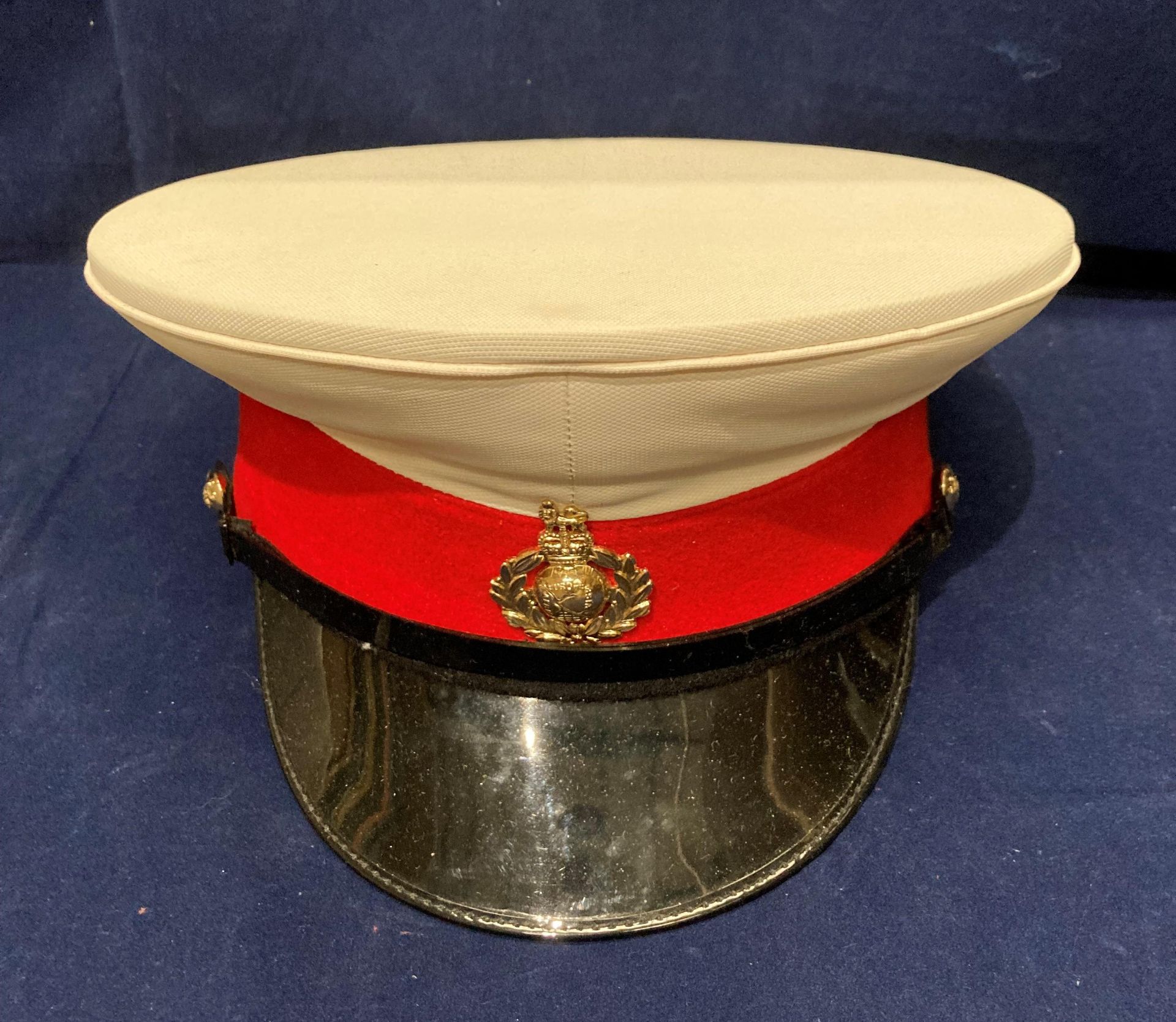 A Royal Marines peaked dress cap, - Bild 2 aus 7