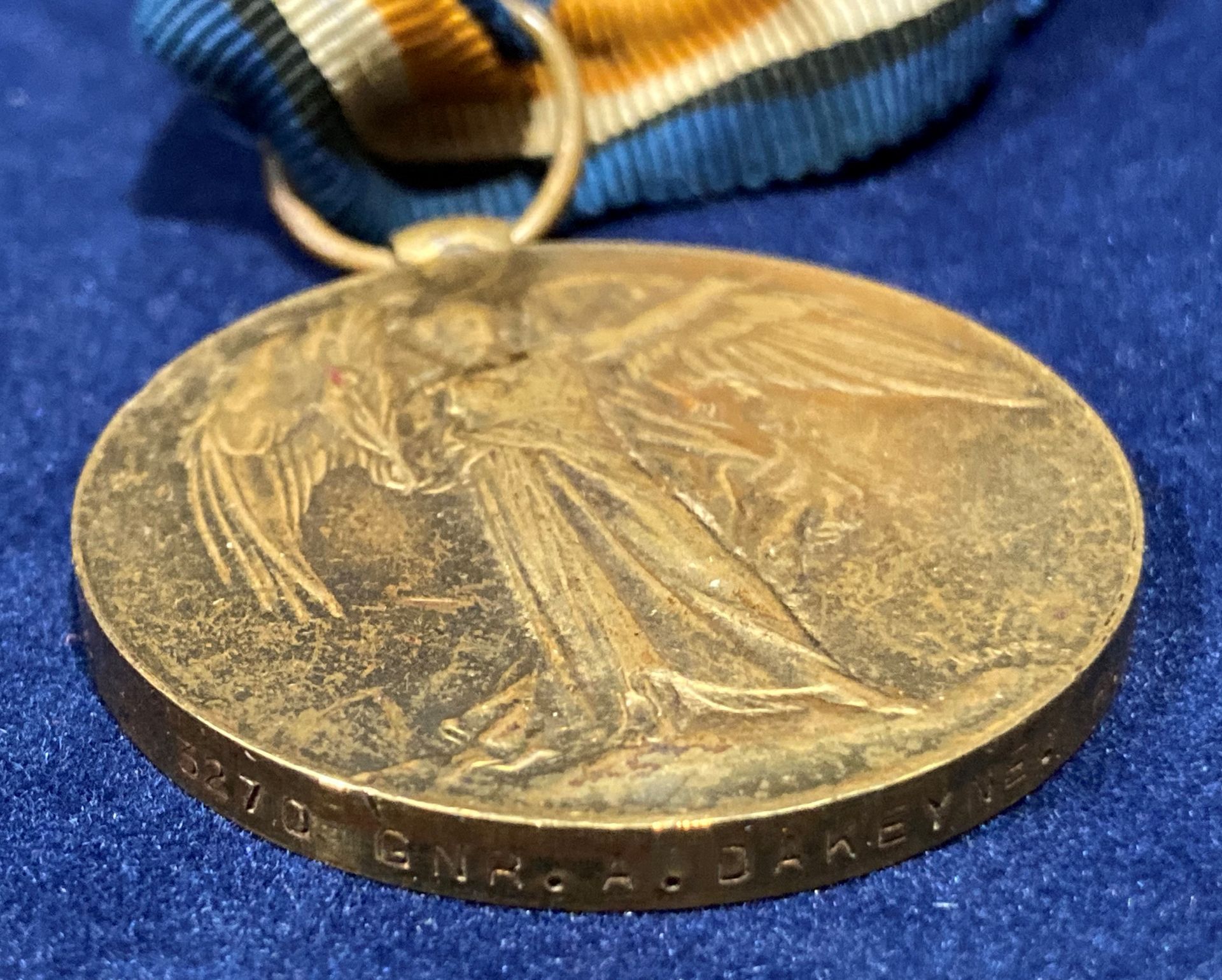 A First World War Victory medal and ribbon and a War Medal with ribbon to 3270 Gnr. - Image 3 of 4