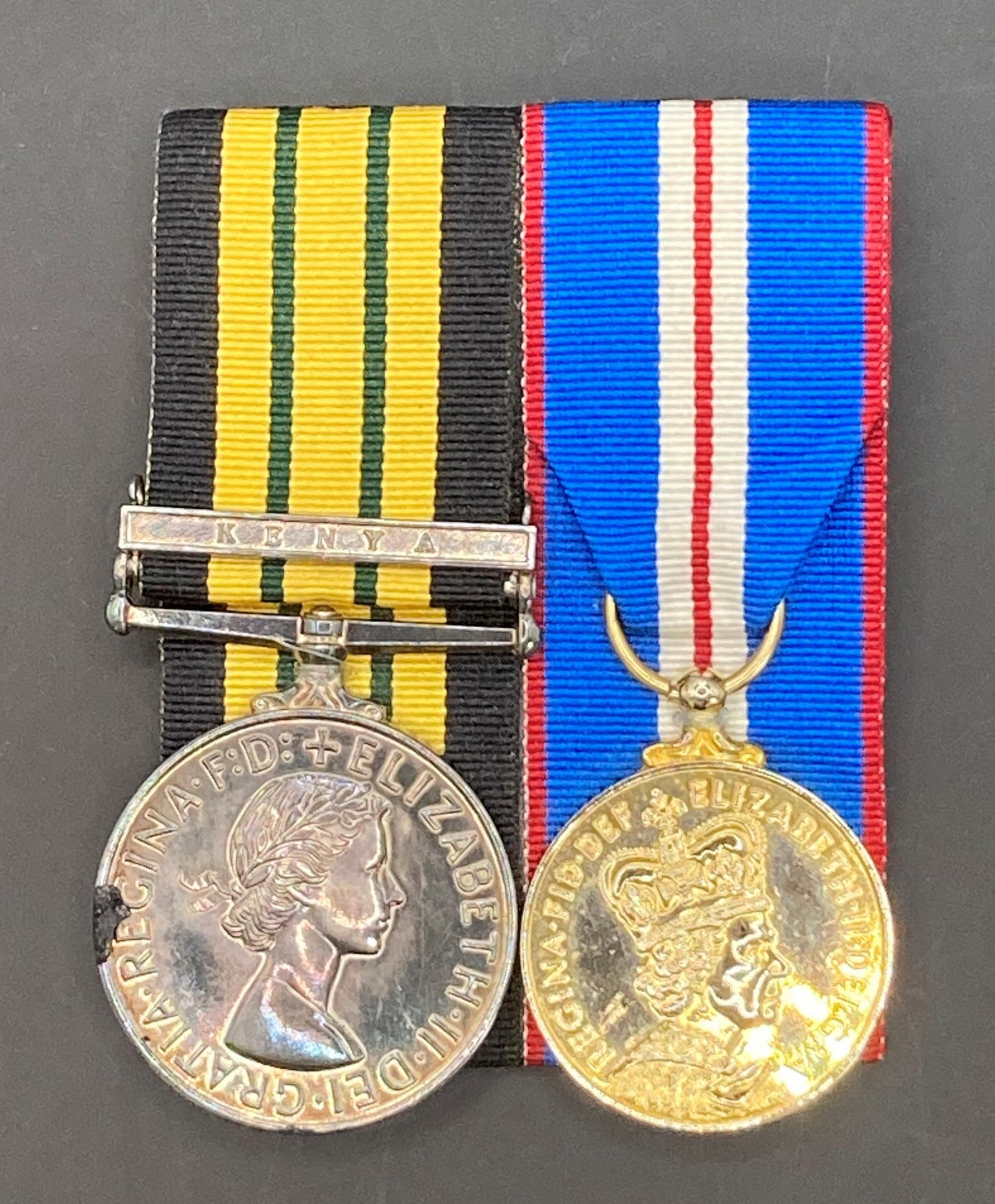 Africa General Service Medal (Queen Elizabeth II) complete with ribbon and clasp for Kenya and a - Image 2 of 4
