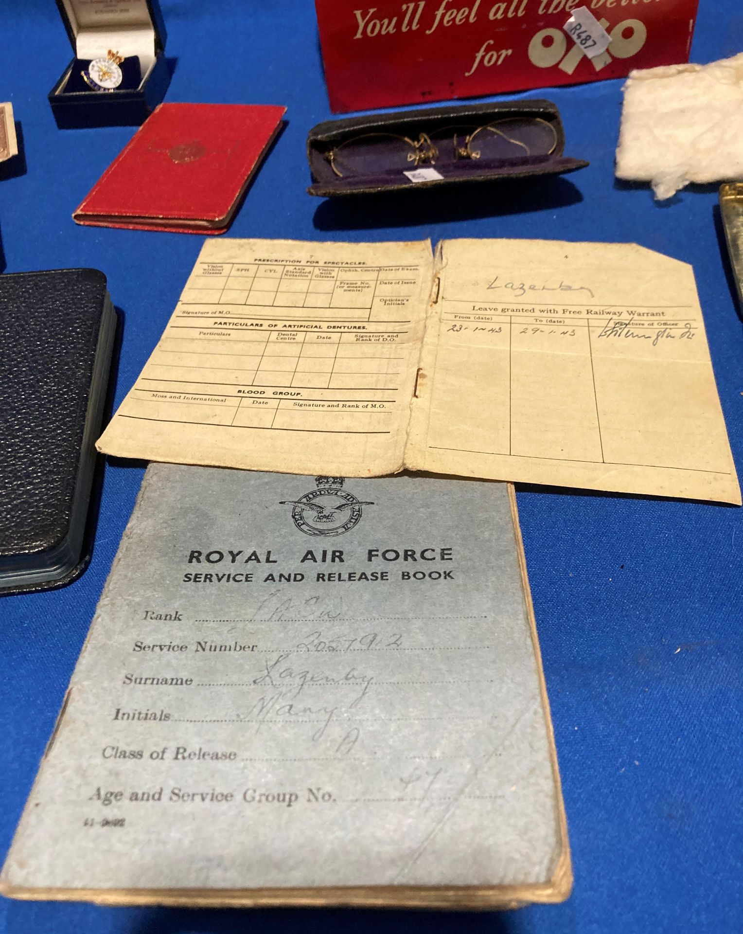A quantity of ephemera and badges relating to 2057912 ACWI M Lazenby 'B' Flight WAAF Section - Image 8 of 8