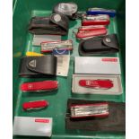 Contents to tray - ten assorted penknives by Victorinox, etc.