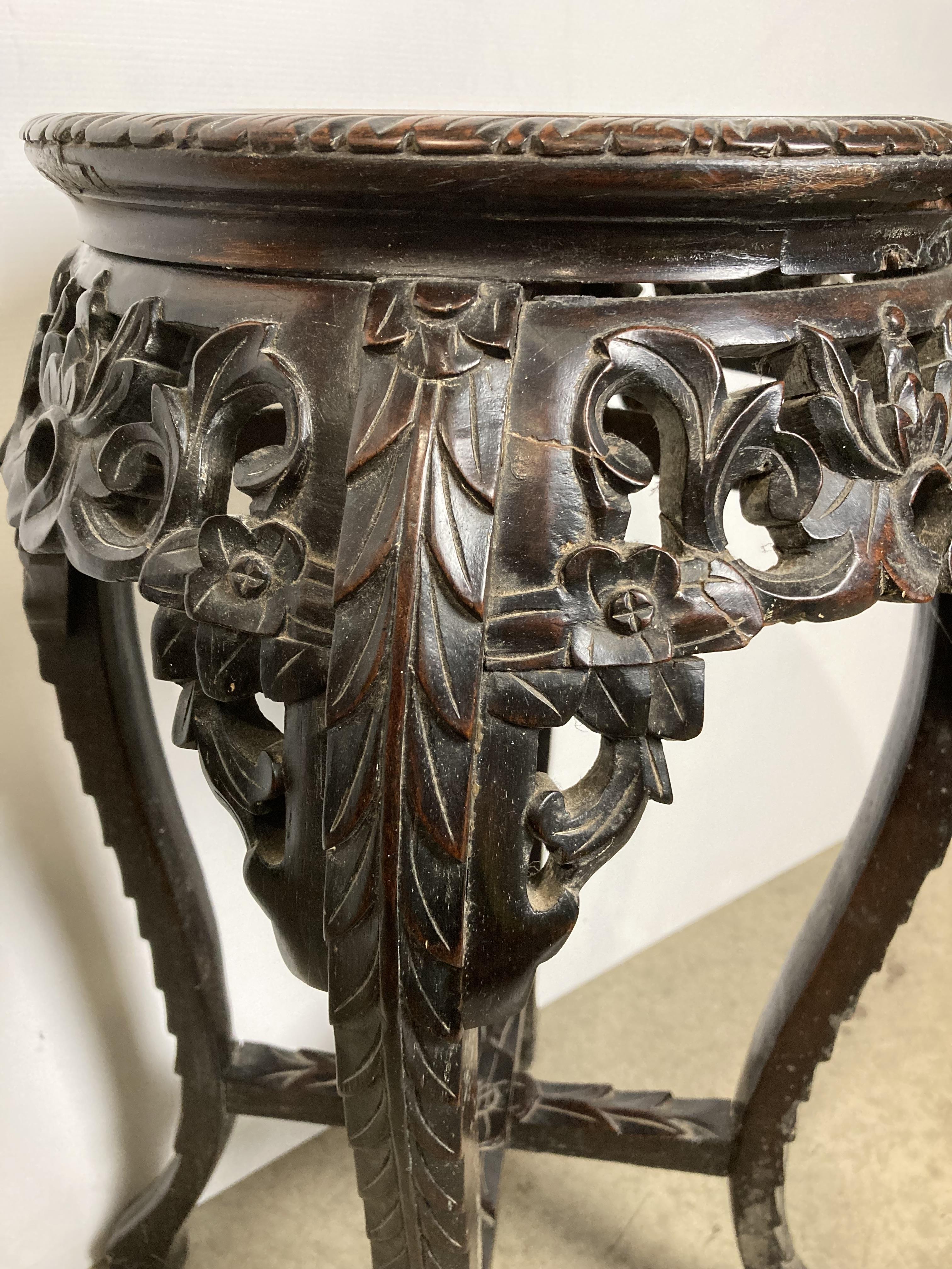 Wooden hand-carved Oriental marble-topped plant stand/jardiniere with carved lotus flowers etc and - Image 4 of 5