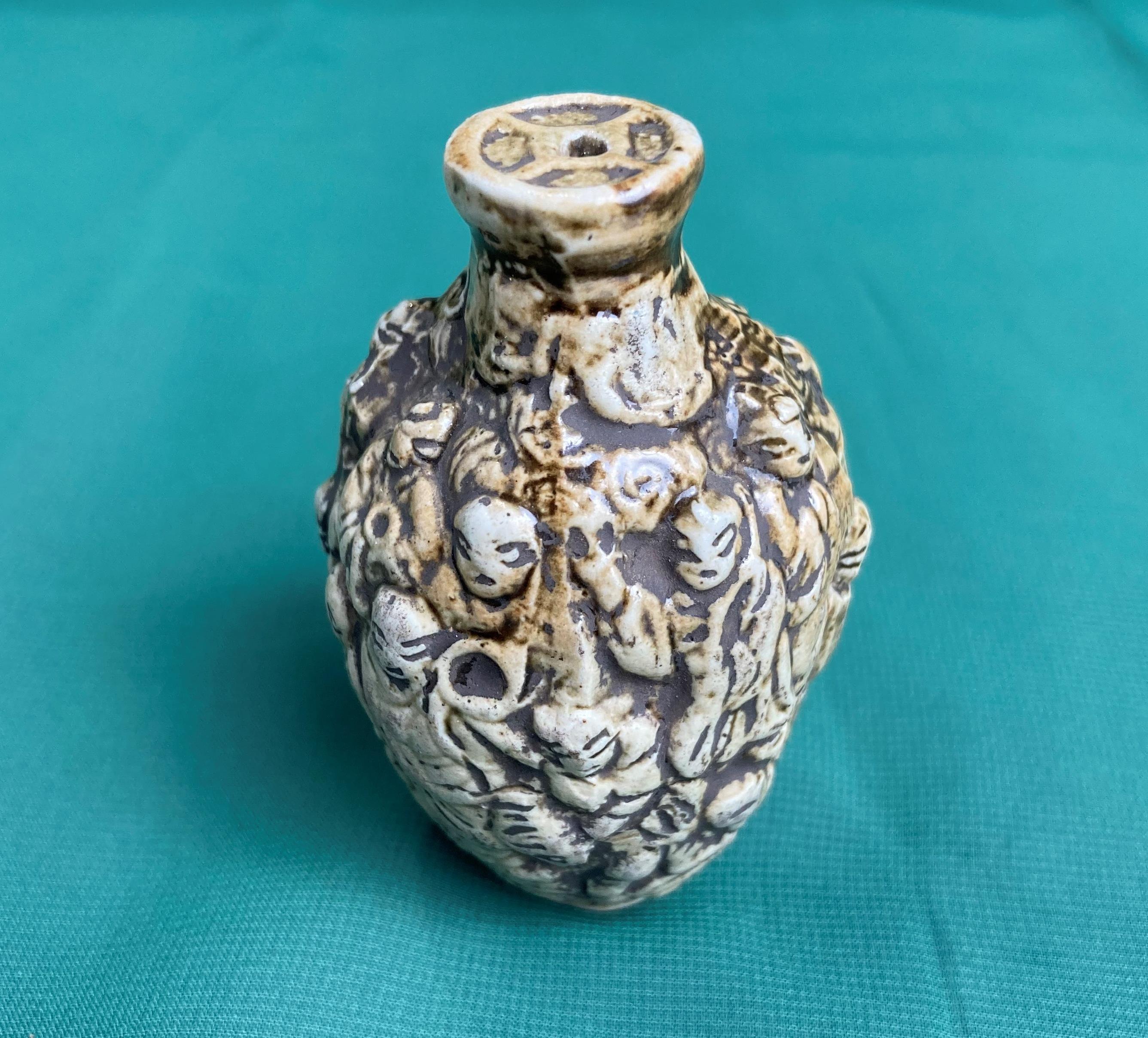 An antique hand-carved stone snuff/scent bottle decorated with Buddha and monks, - Image 2 of 5