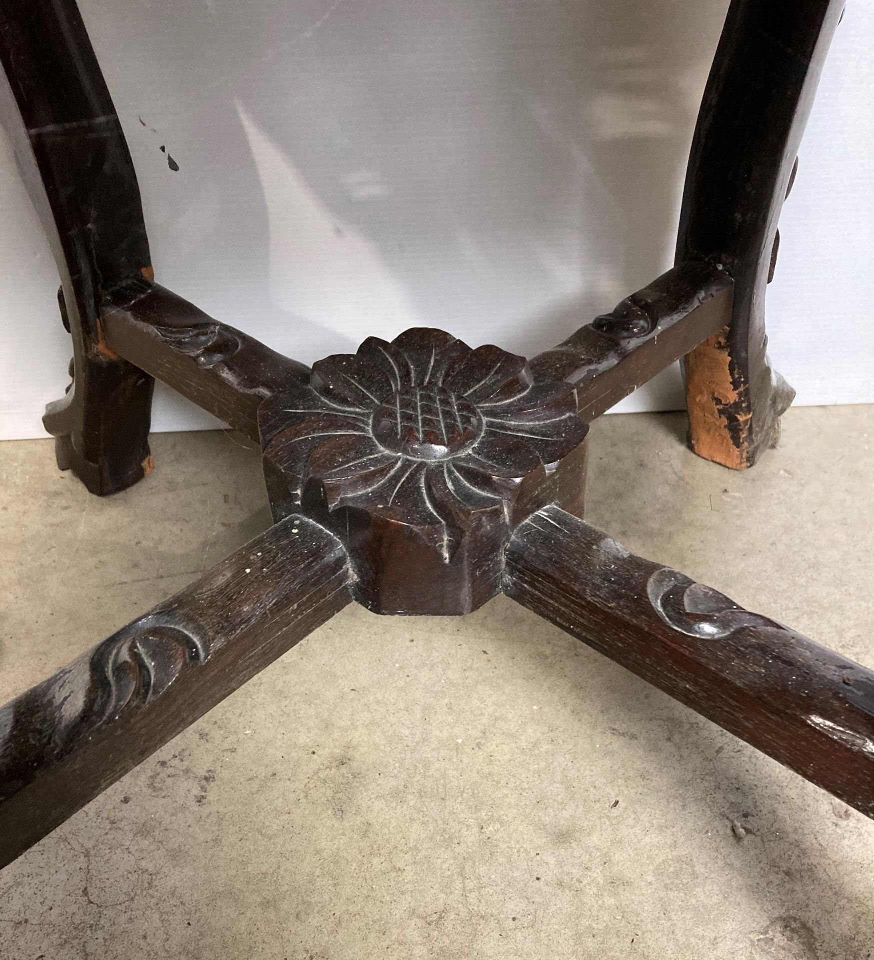 Oriental hand-carved square marble-top side table/jardiniere stand with hand-carved floral design, - Image 4 of 6