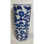 Modern ceramic blue and white floral pattern umbrella stand,