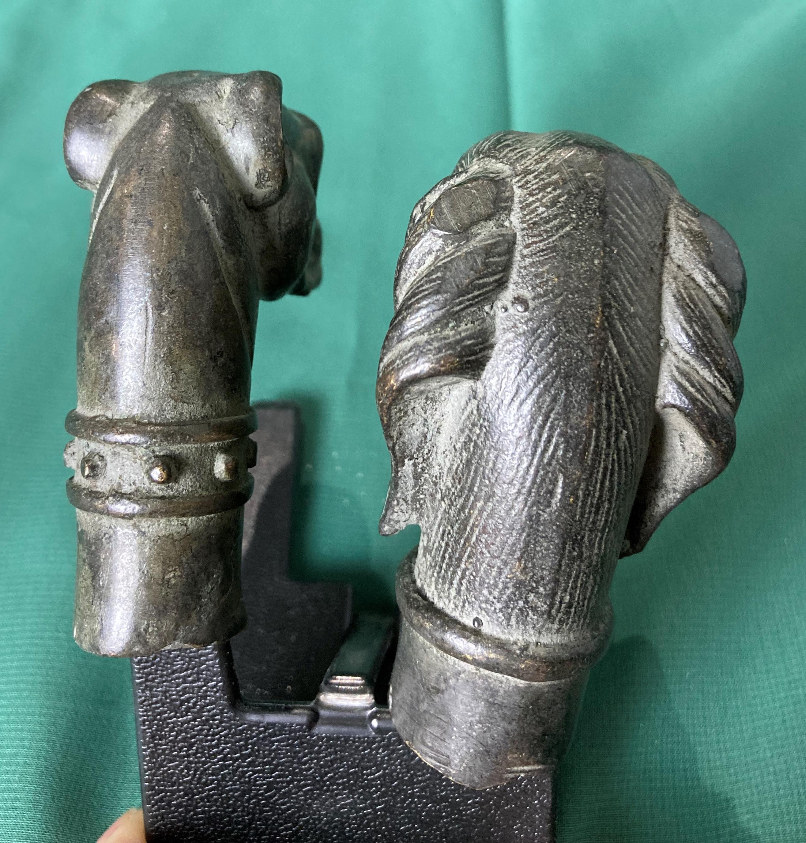 Two vintage bronze dog head walking sticks, - Bild 3 aus 4