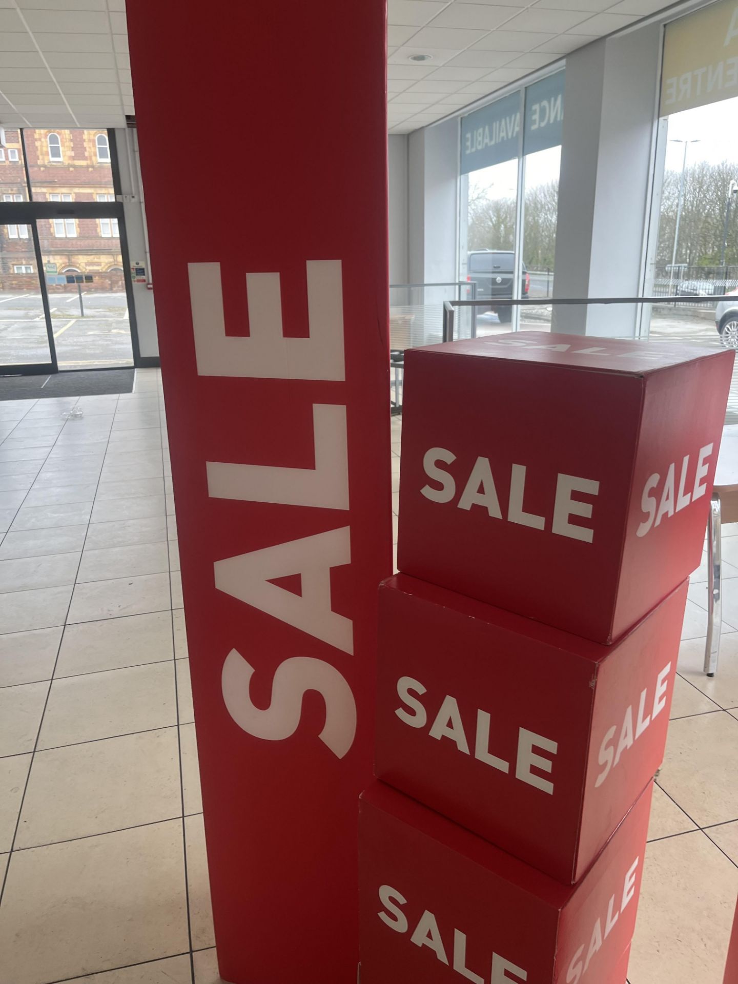 Sale display items - Image 3 of 3