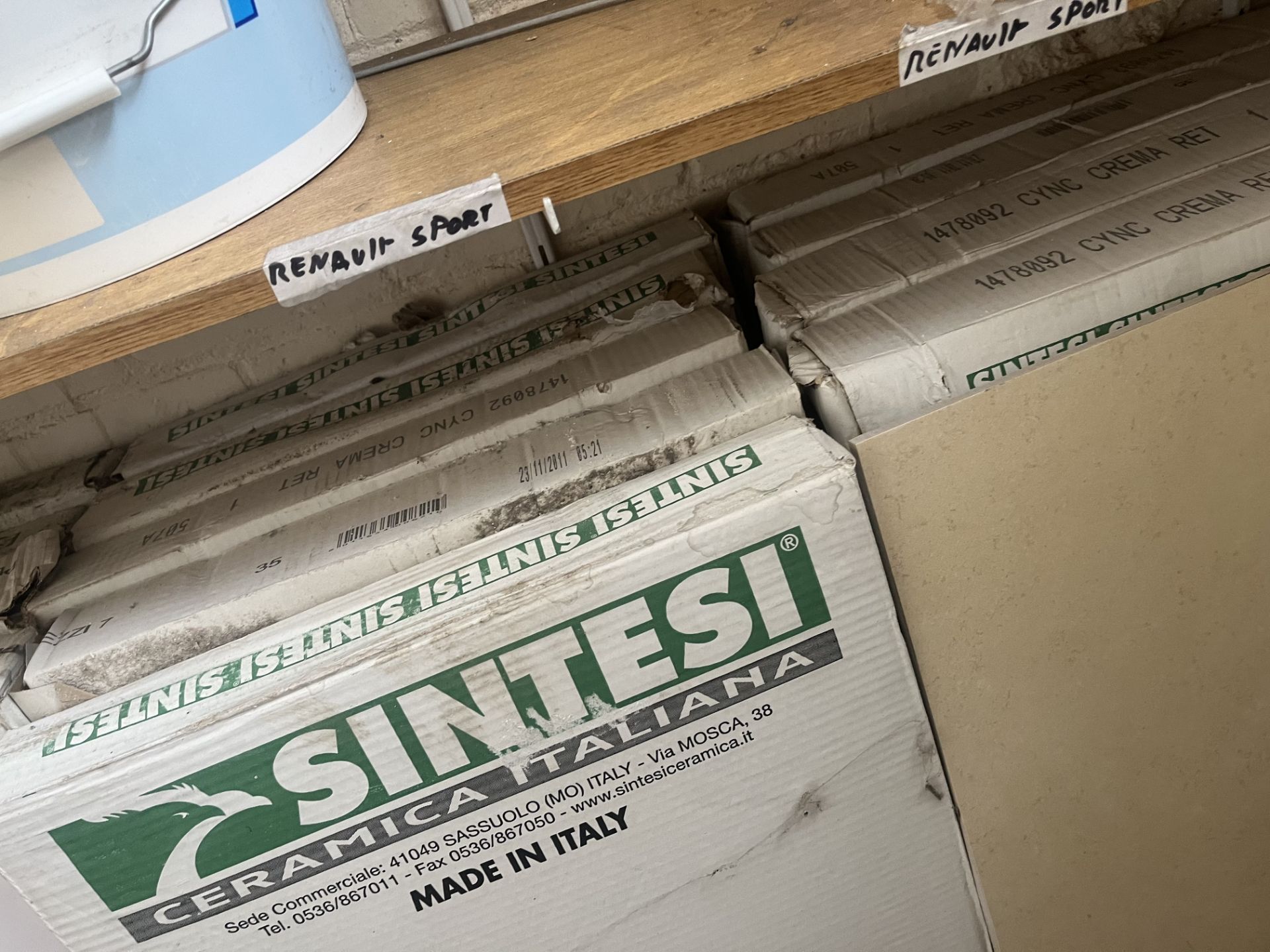 13 boxes of 18" x 18" (45cm x 45cm) Sintesi tiles (7 tiles per box), - Bild 6 aus 8