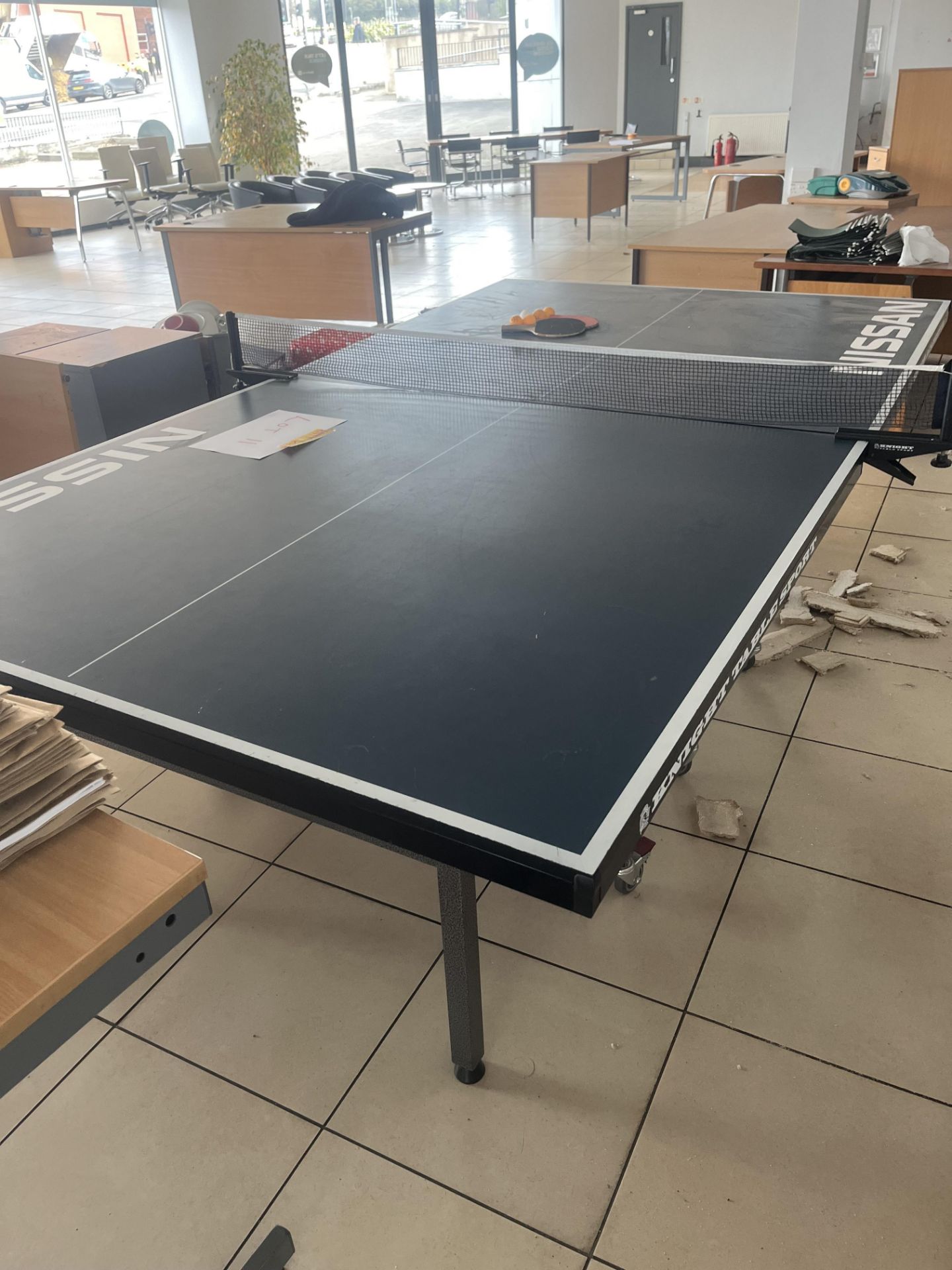 Nissan fold away table tennis table complete with two bats and four balls - Image 8 of 8
