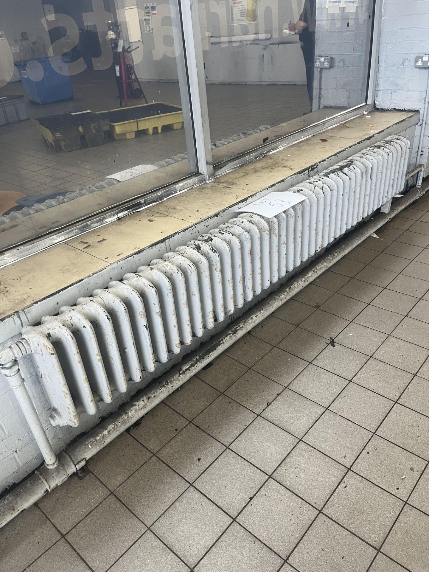 Architectural salvage: large industrial radiator (Please note the successful bidder will be - Image 2 of 5