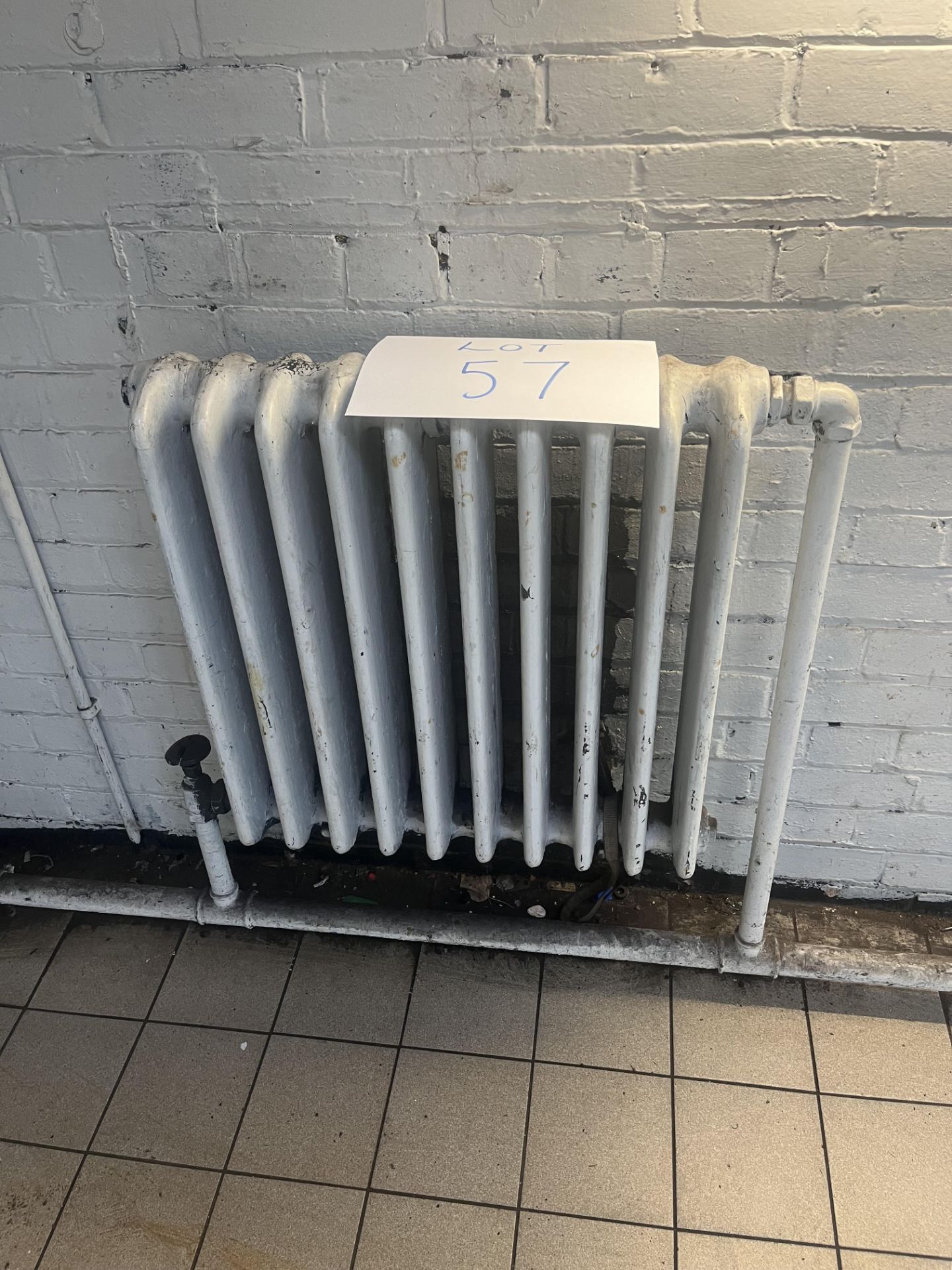 Architectural salvage: medium industrial radiator (Please note the successful bidder will be