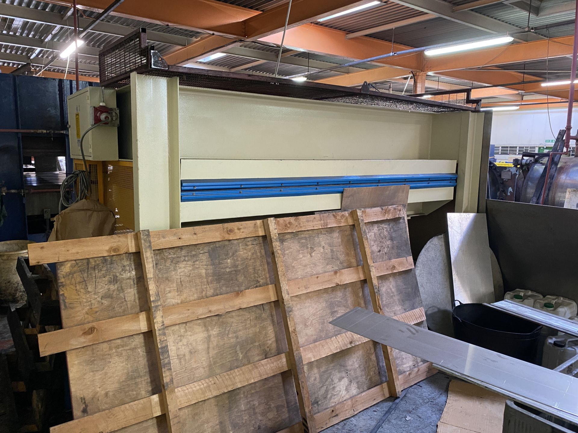 Interwood Type 1MP Press. Overall width of machine 307cm, depth 153cm, height 200cm - Serial no. - Image 6 of 12