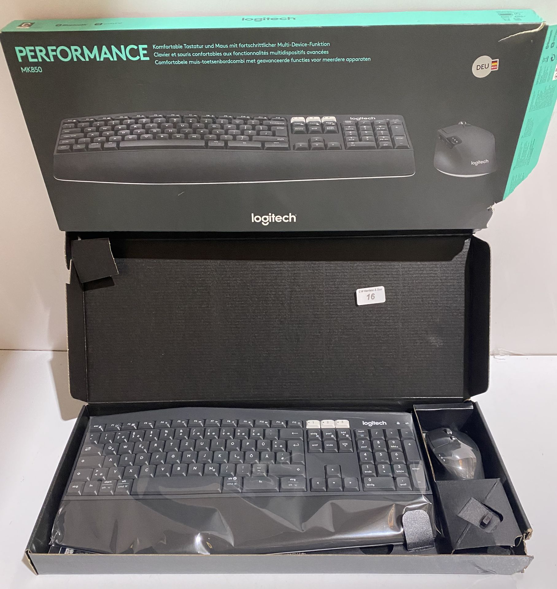 1 x new unused box damaged Logitech MK850 wireless keyboard and mouse (saleroom location: H12)