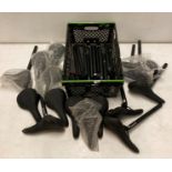 15 x assorted seats and extra seat stems (saleroom location: L06)