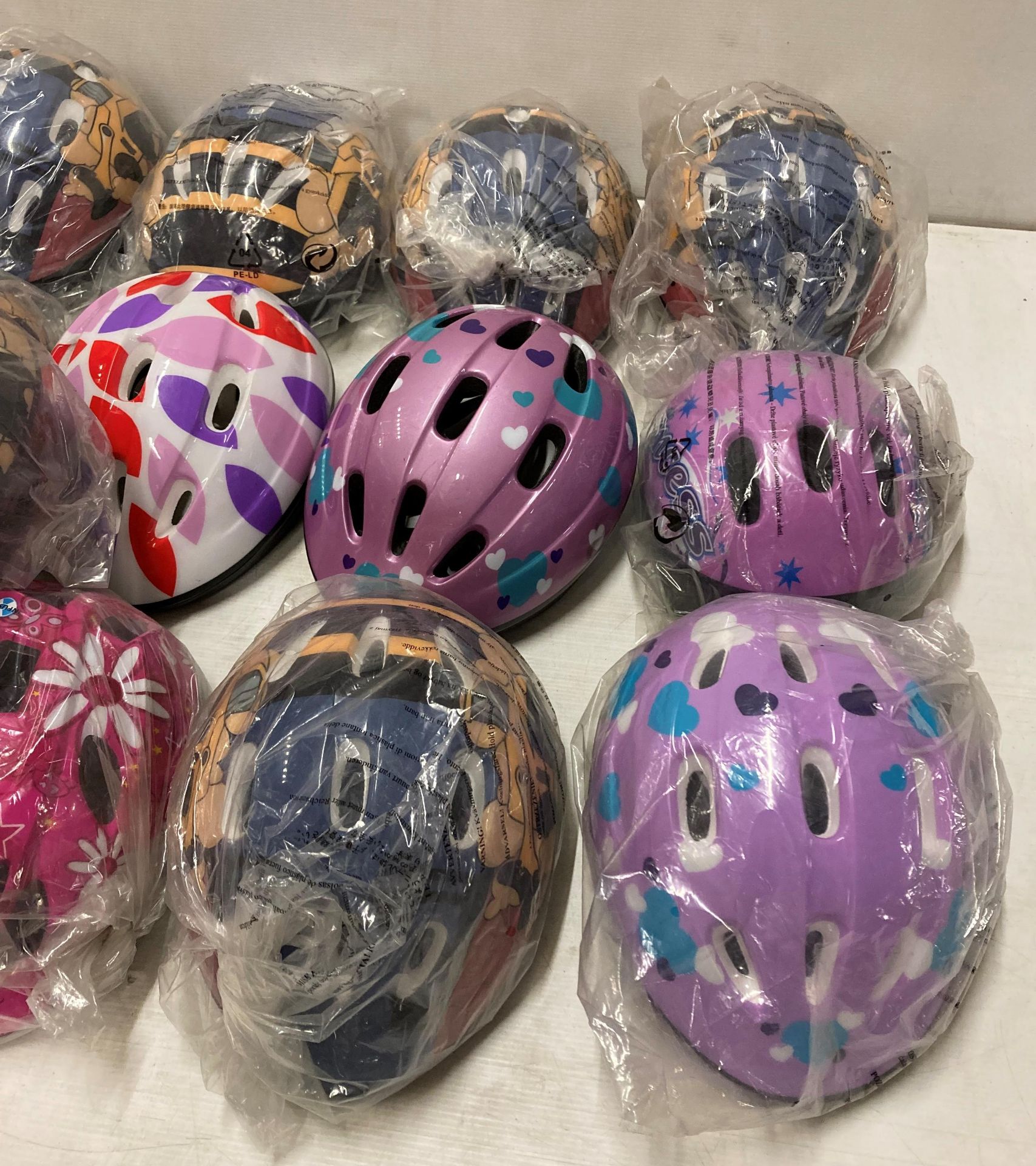 16 x assorted children's bicycle helmets (saleroom location: M06) - Image 2 of 3