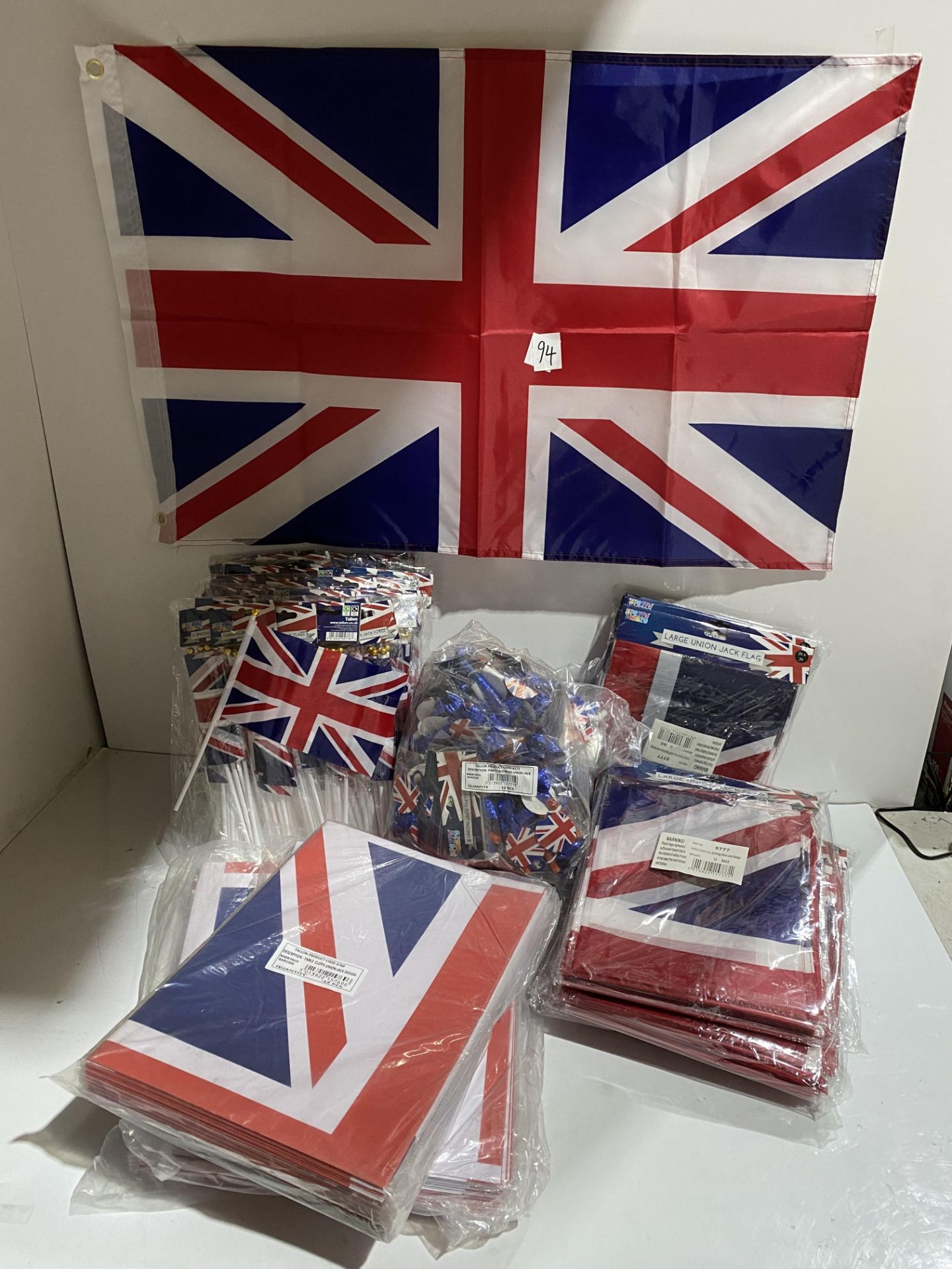 5 x packs of 12 large union jack flags 2ft x 3ft with 2 brass eyelets,