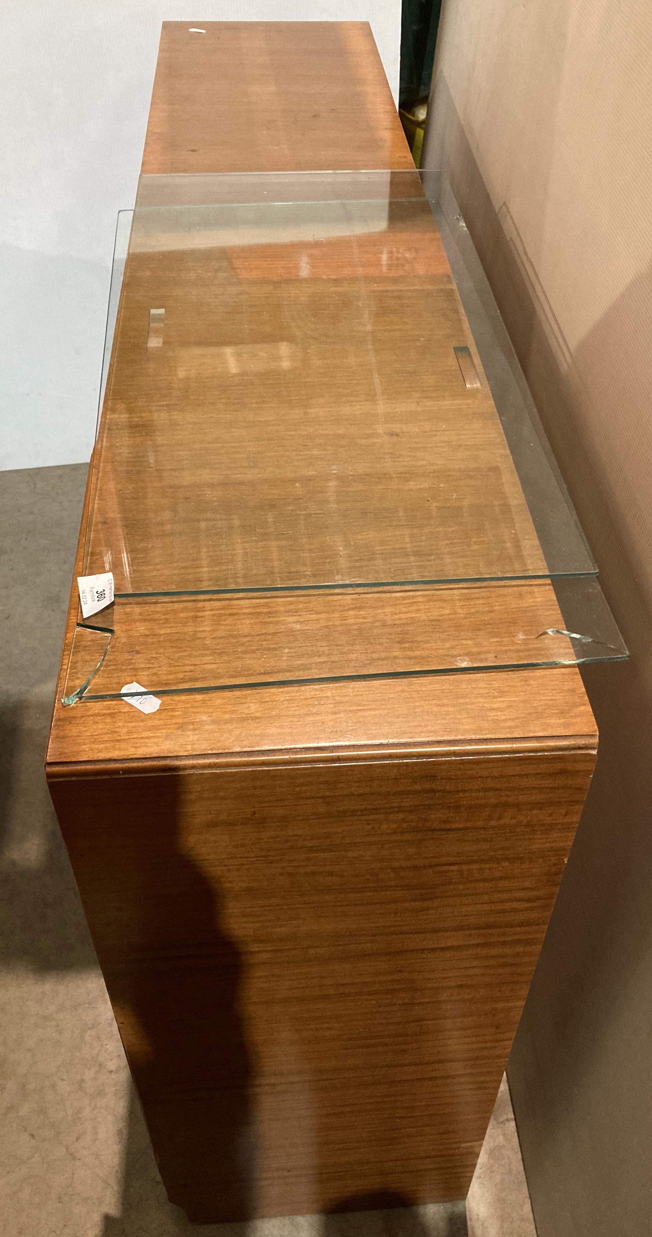 Mid-Century teak storage unit by Castle Furniture with single door and three glass sliding doors - Image 4 of 4