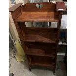 An oak Arts & Crafts small four-shelf open bookcase,