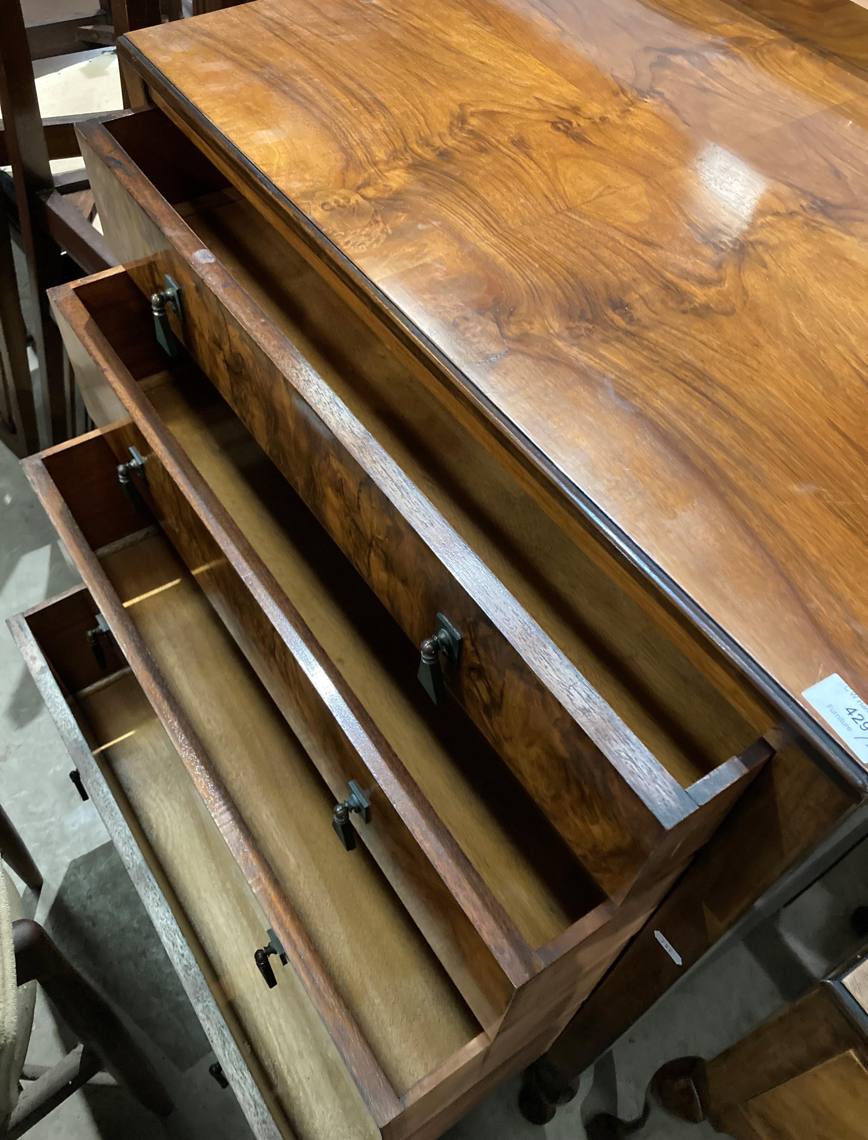 An Art Deco two-piece walnut bedroom suite including a four drawer chest of drawers of cabriole - Image 5 of 6