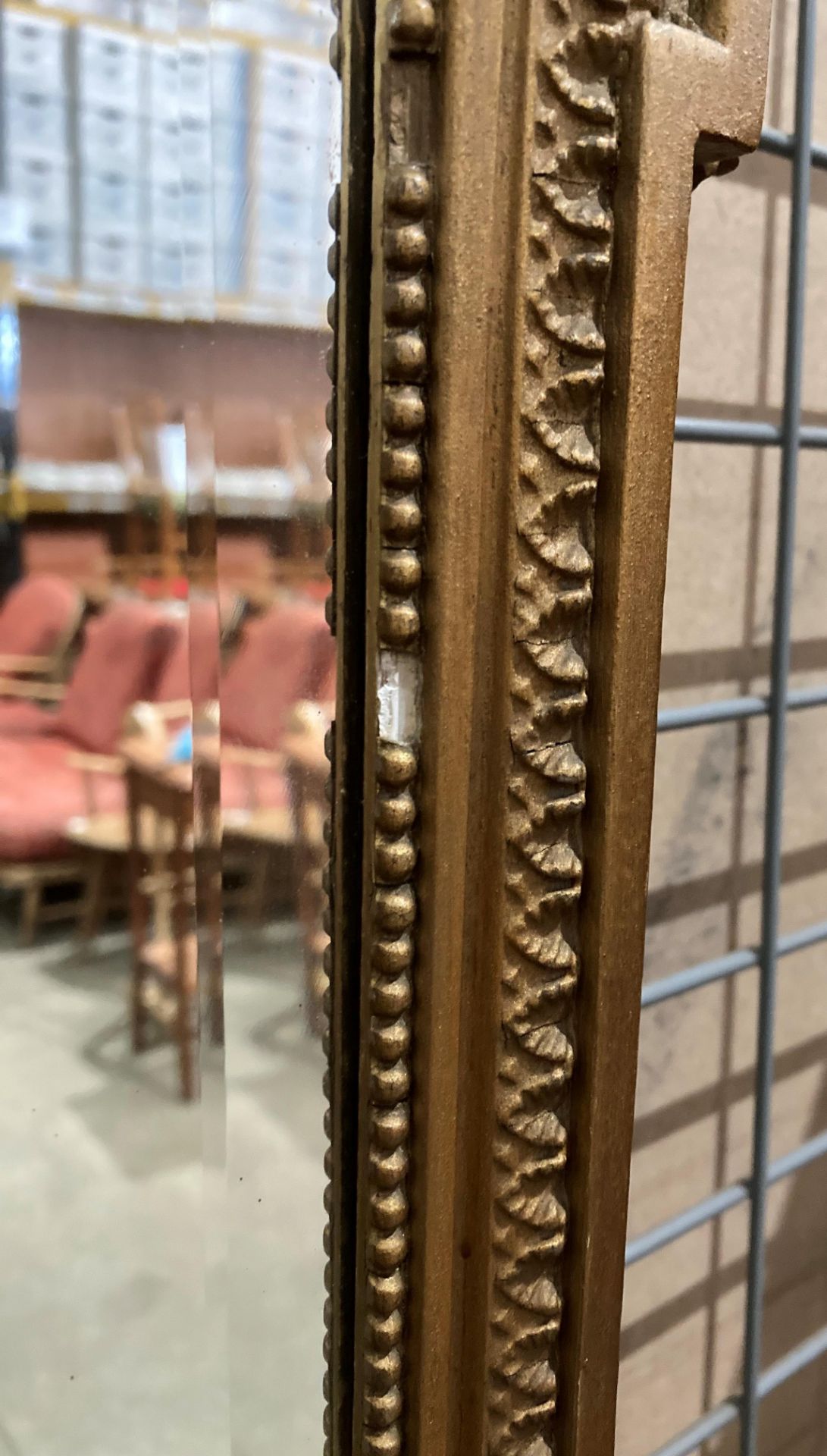 Gilt framed wall mirror with detailed beading, - Image 3 of 5