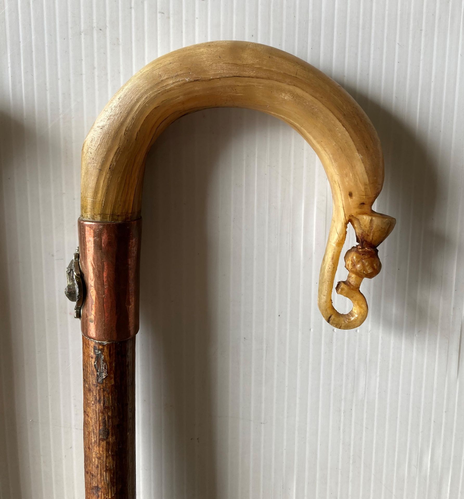 Two silver hallmarked handled walking canes/sticks and a horn handled walking stick with carved - Image 2 of 7