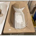 Cayman 1400mm x 70mm fibreglass bath in white (saleroom location: RB)