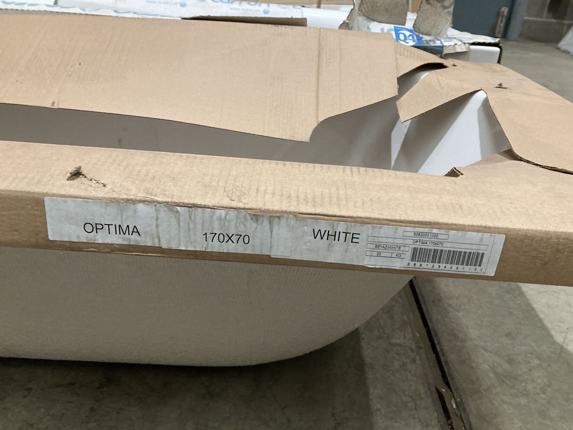 Optima fibreglass bath 1700mm x 700mm in white complete with leg set (saleroom location: RB) - Image 2 of 2