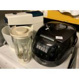 2 x items - a Drew n & Cole 14 in 1 multi-cooker and a Kenwood Chef complete with blender