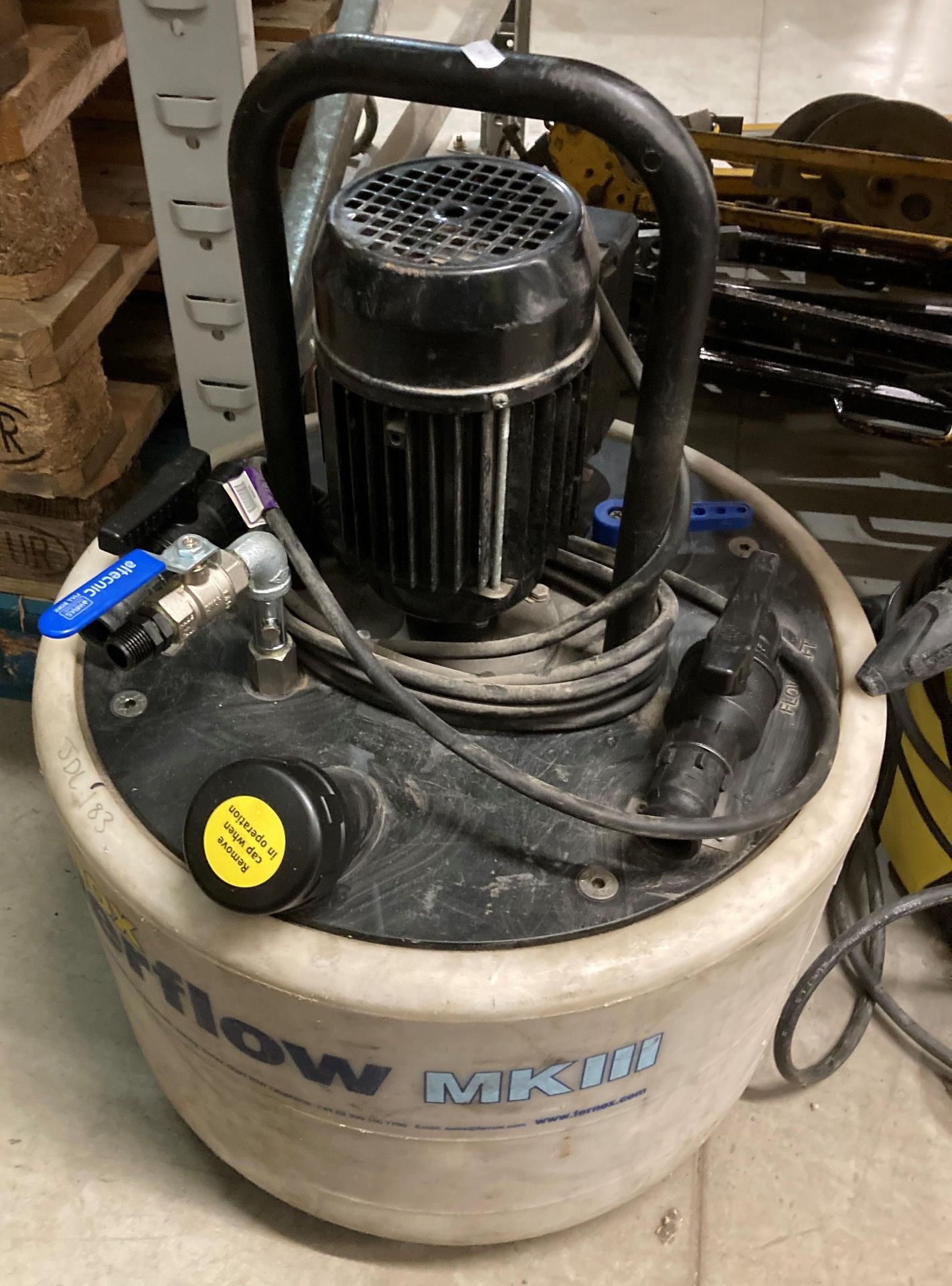 Frenox Powerflow 240v flushing machine (saleroom location: Z01 FLOOR)
