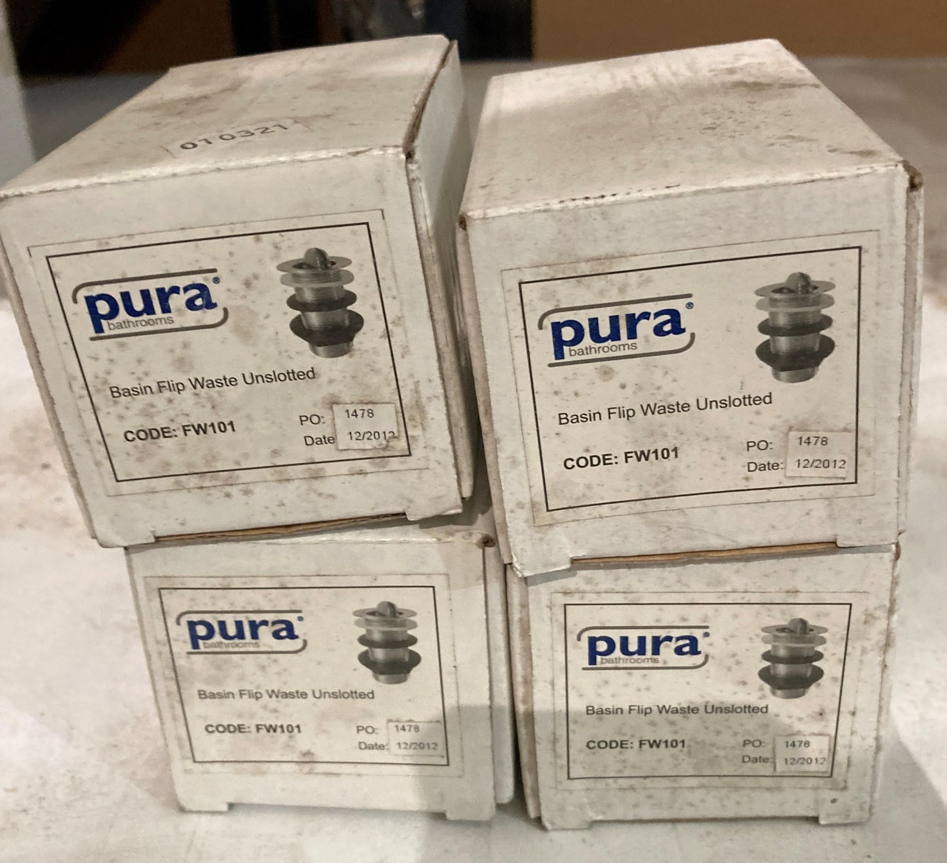 4 x Pura click unslotted basin pop up wastes (saleroom location: MA1 RACK)