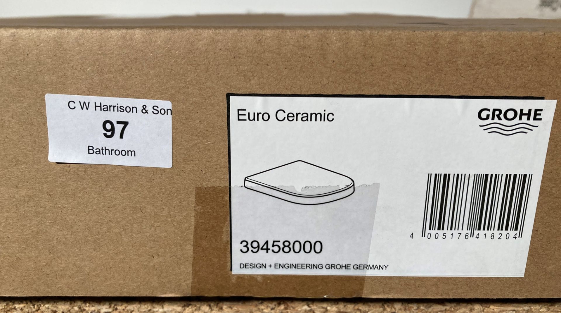 Grohe Euro ceramic toilet seat (saleroom location: QL06) - Image 2 of 2