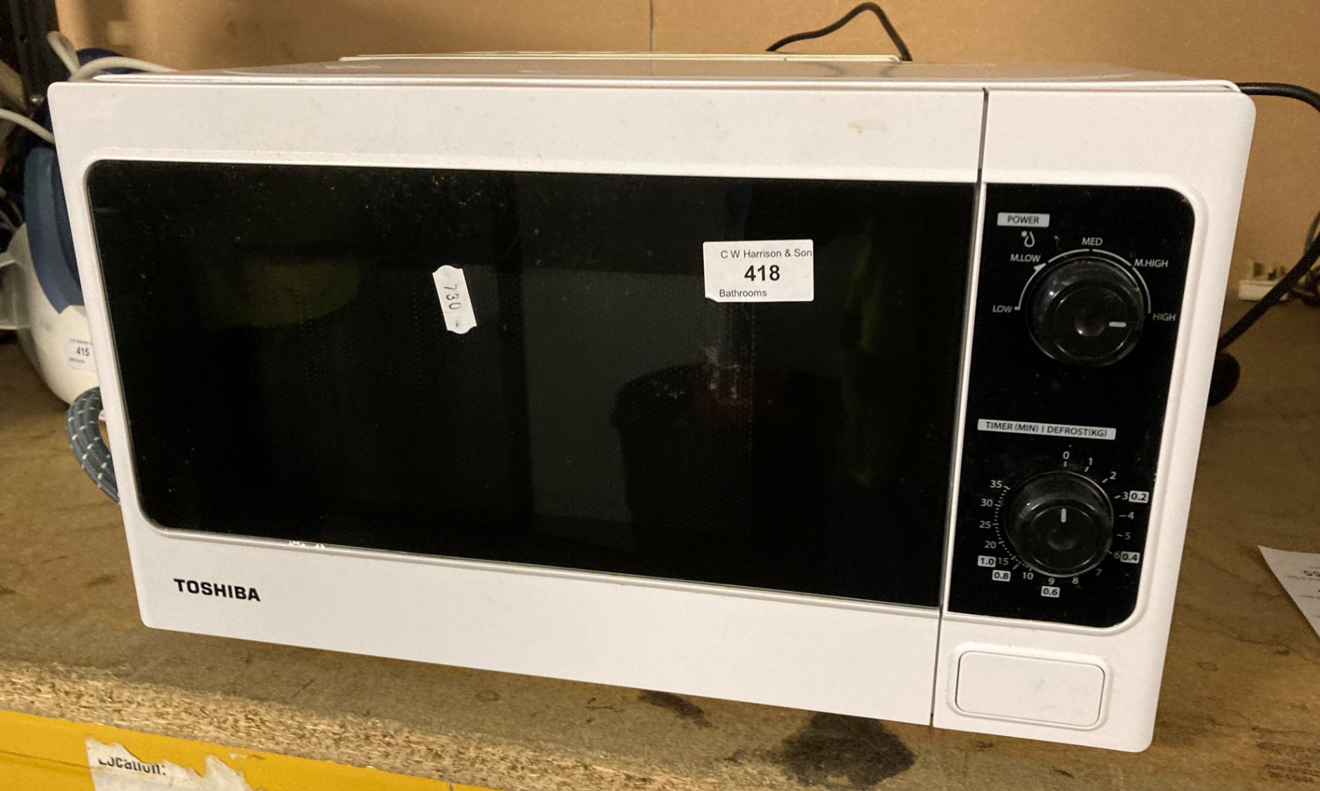 Toshiba microwave oven (saleroom location: PO)